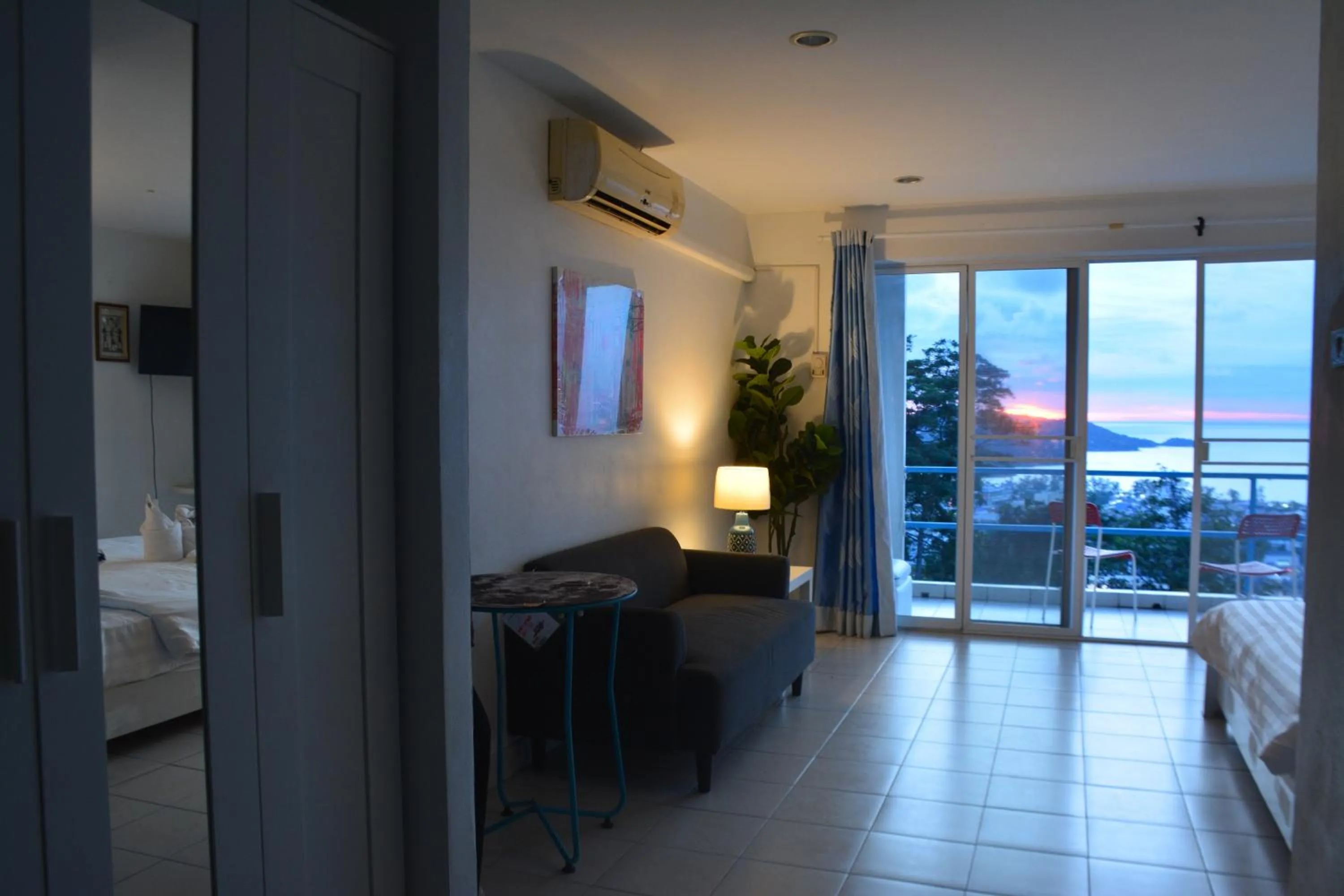 Photo of the whole room in Residy Retreat x Baan Suan Villa