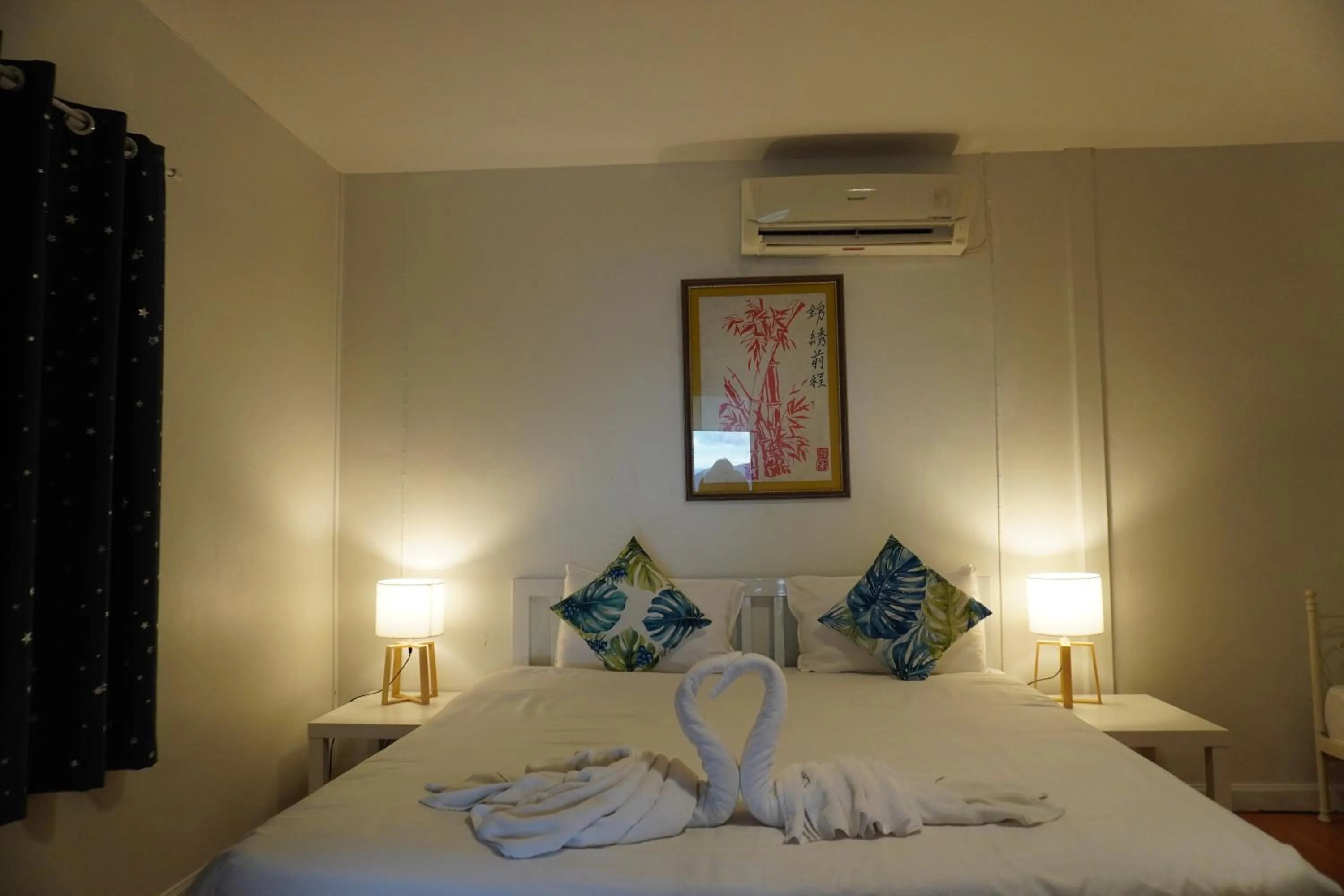 Bed in Residy Retreat x Baan Suan Villa