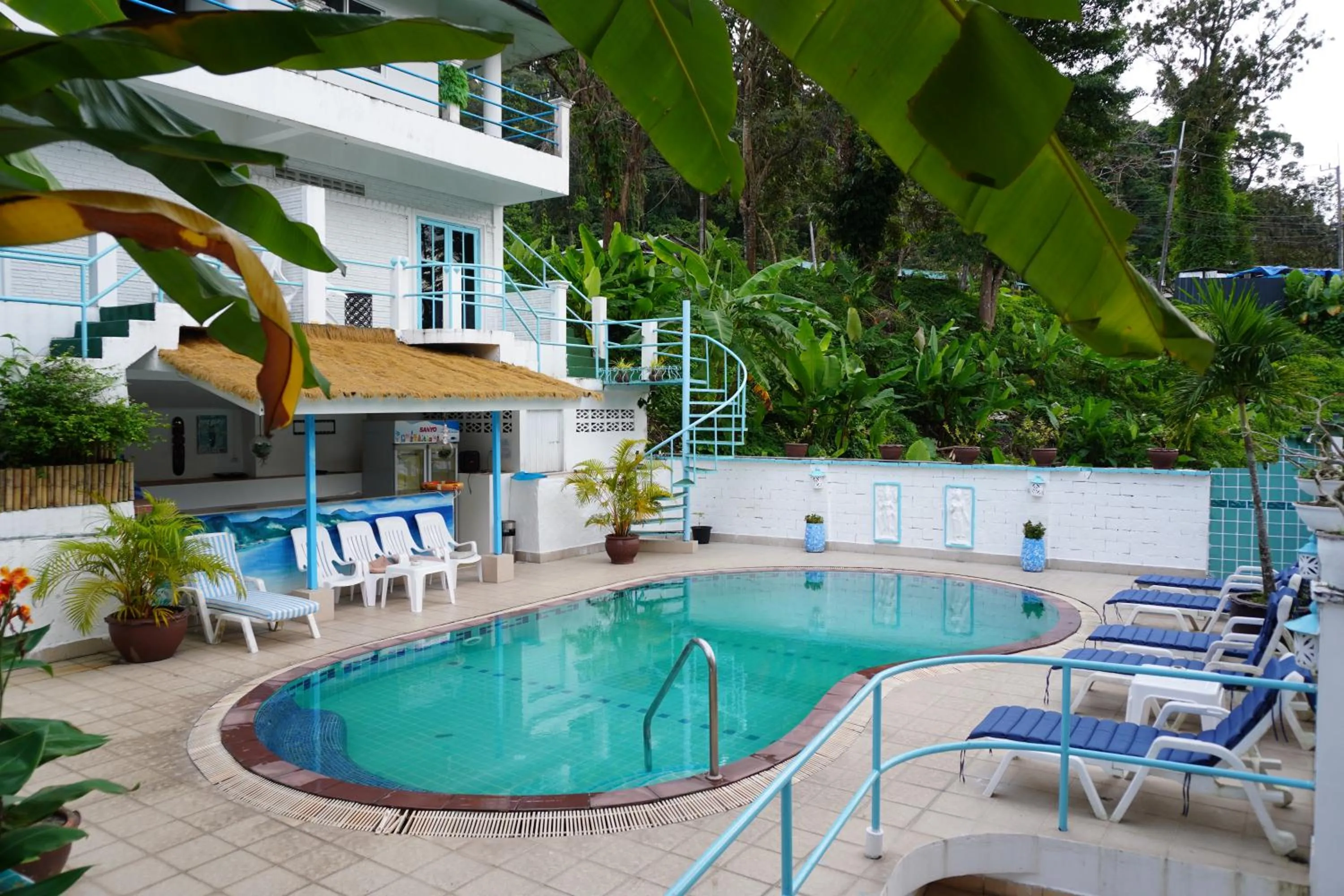 Garden in Residy Retreat x Baan Suan Villa