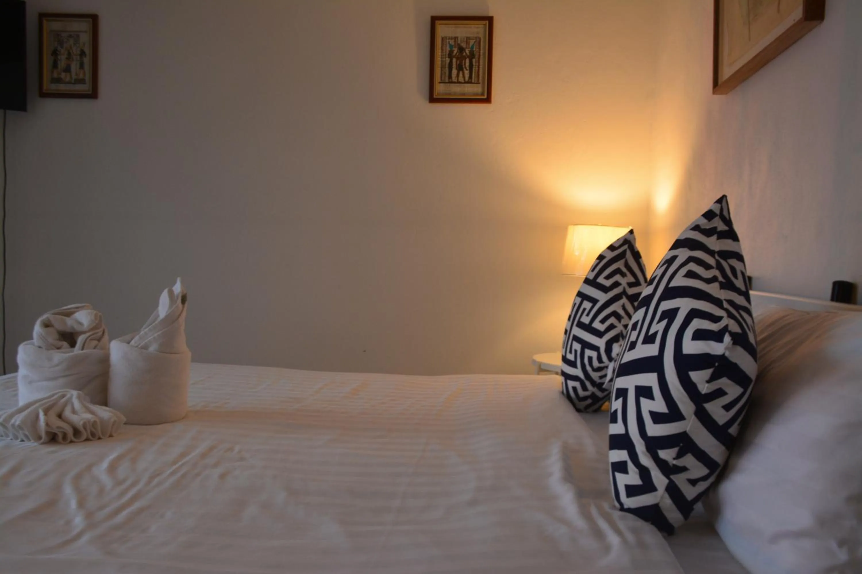 Bed in Residy Retreat x Baan Suan Villa