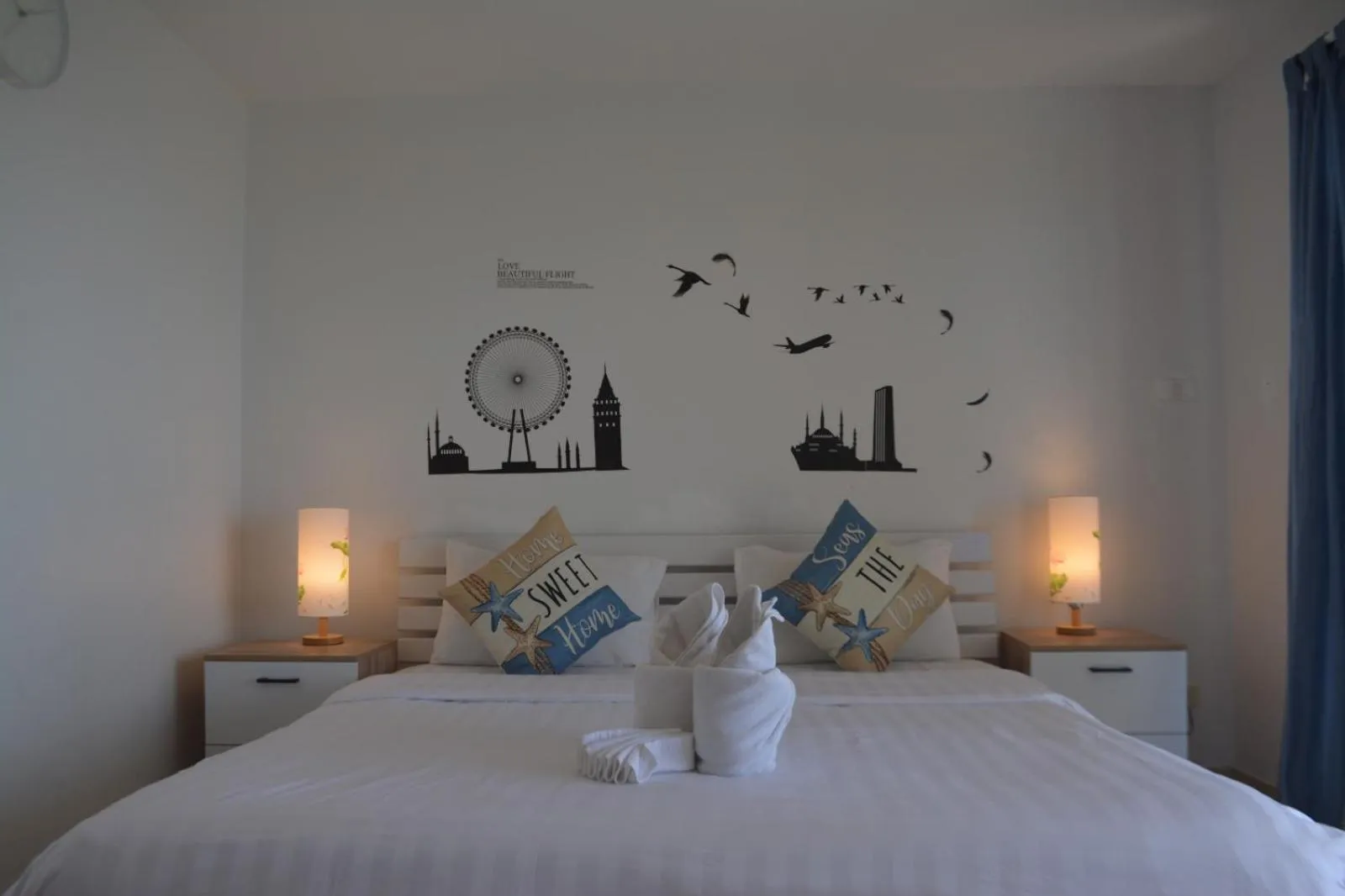 Bed in Residy Retreat x Baan Suan Villa