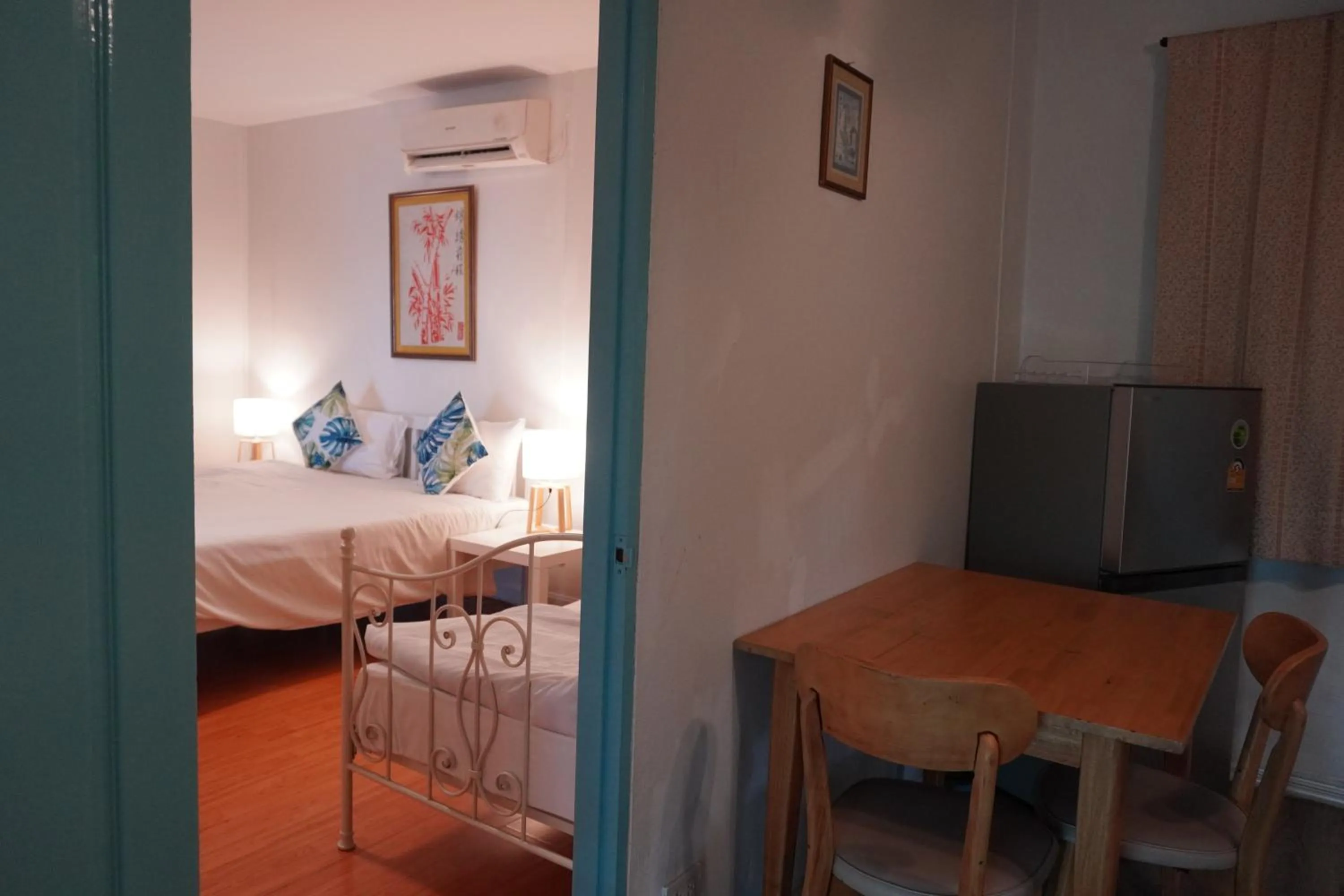 Kitchen or kitchenette, Bed in Residy Retreat x Baan Suan Villa