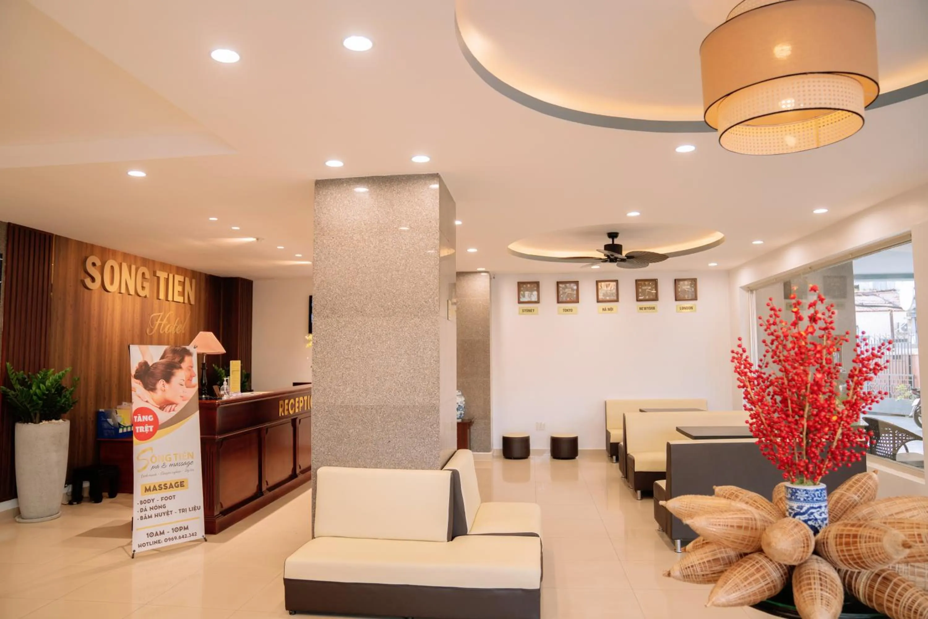 Lobby or reception in Song Tien Hotel