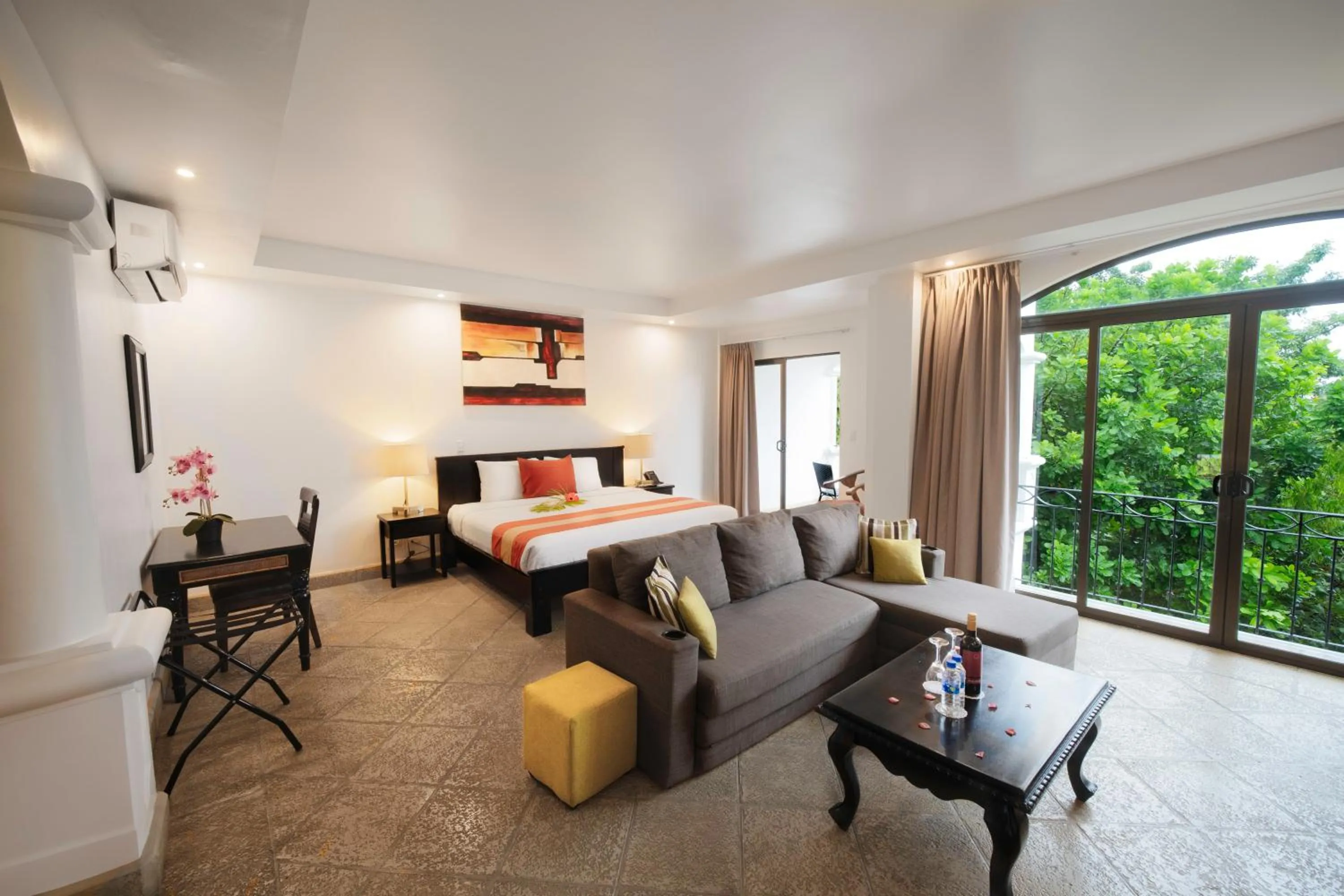 Bed in Shana by the Beach Manuel Antonio