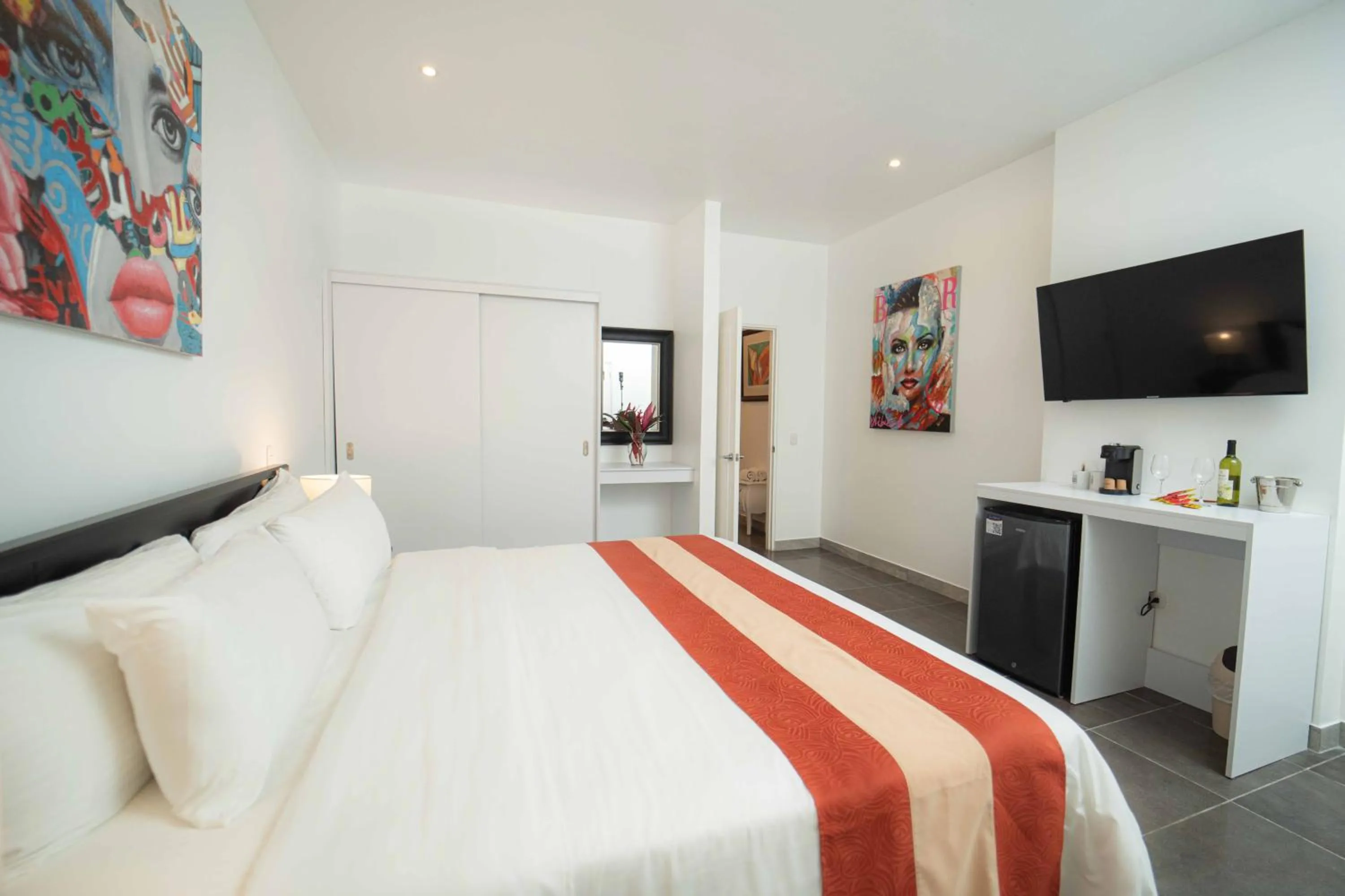 Bed in Shana by the Beach Manuel Antonio