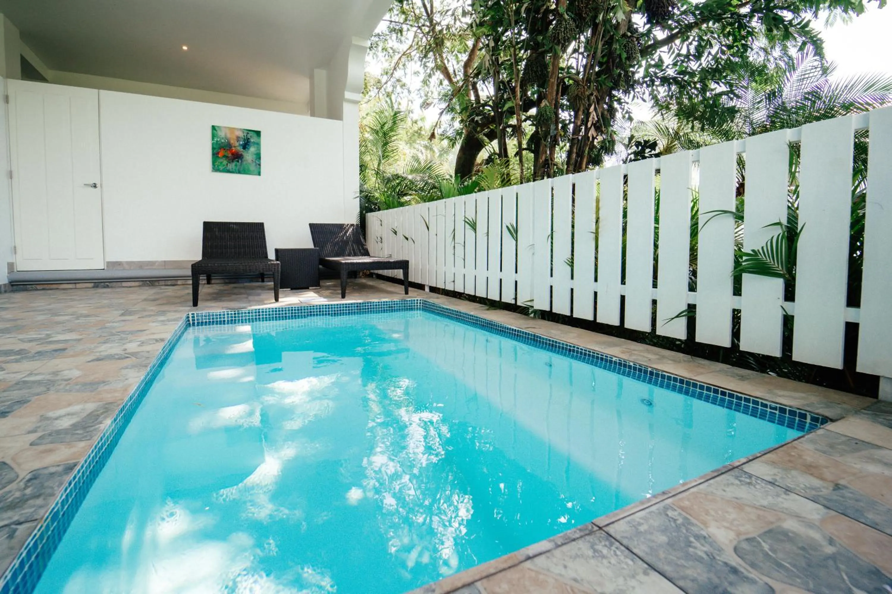 Swimming pool in Shana by the Beach Manuel Antonio