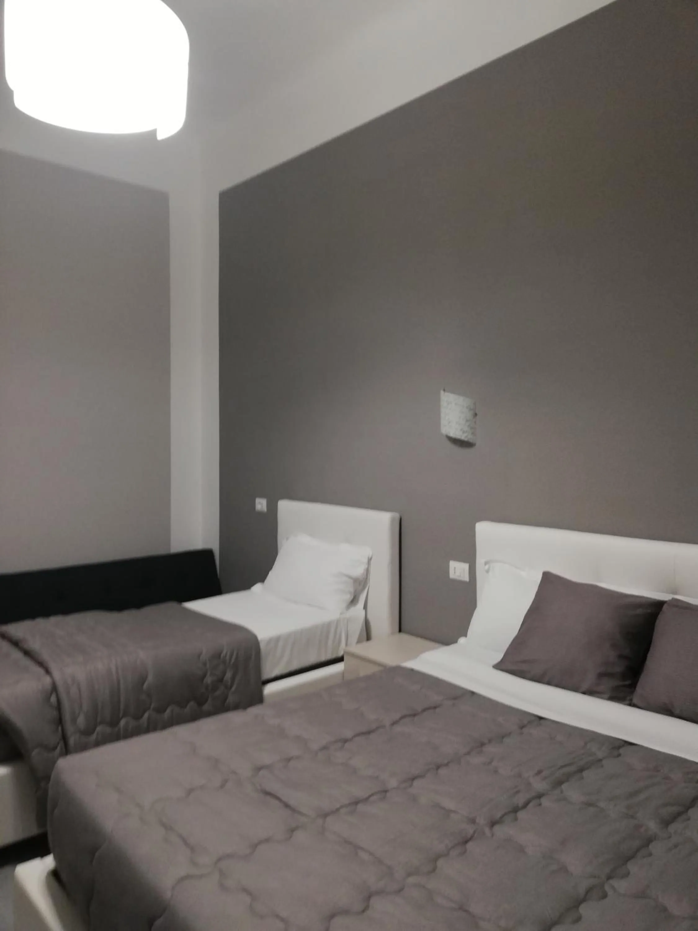 Bed in Garden's Elide