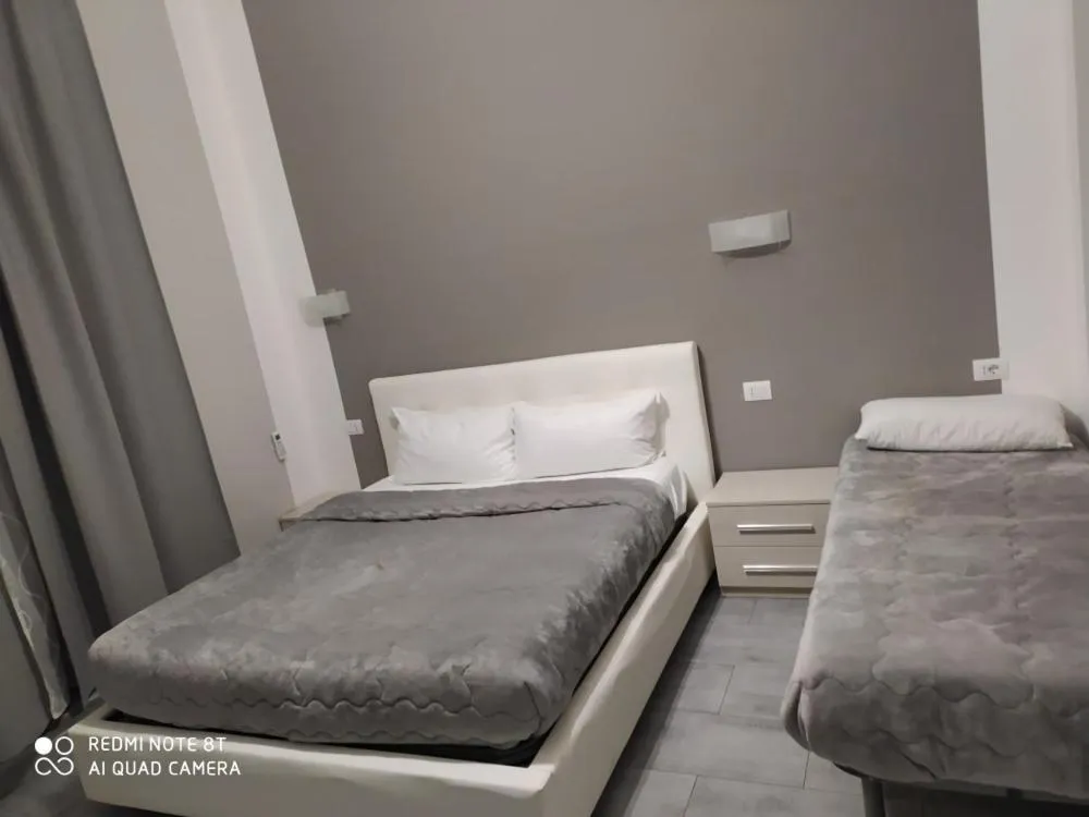 Bed in Garden's Elide