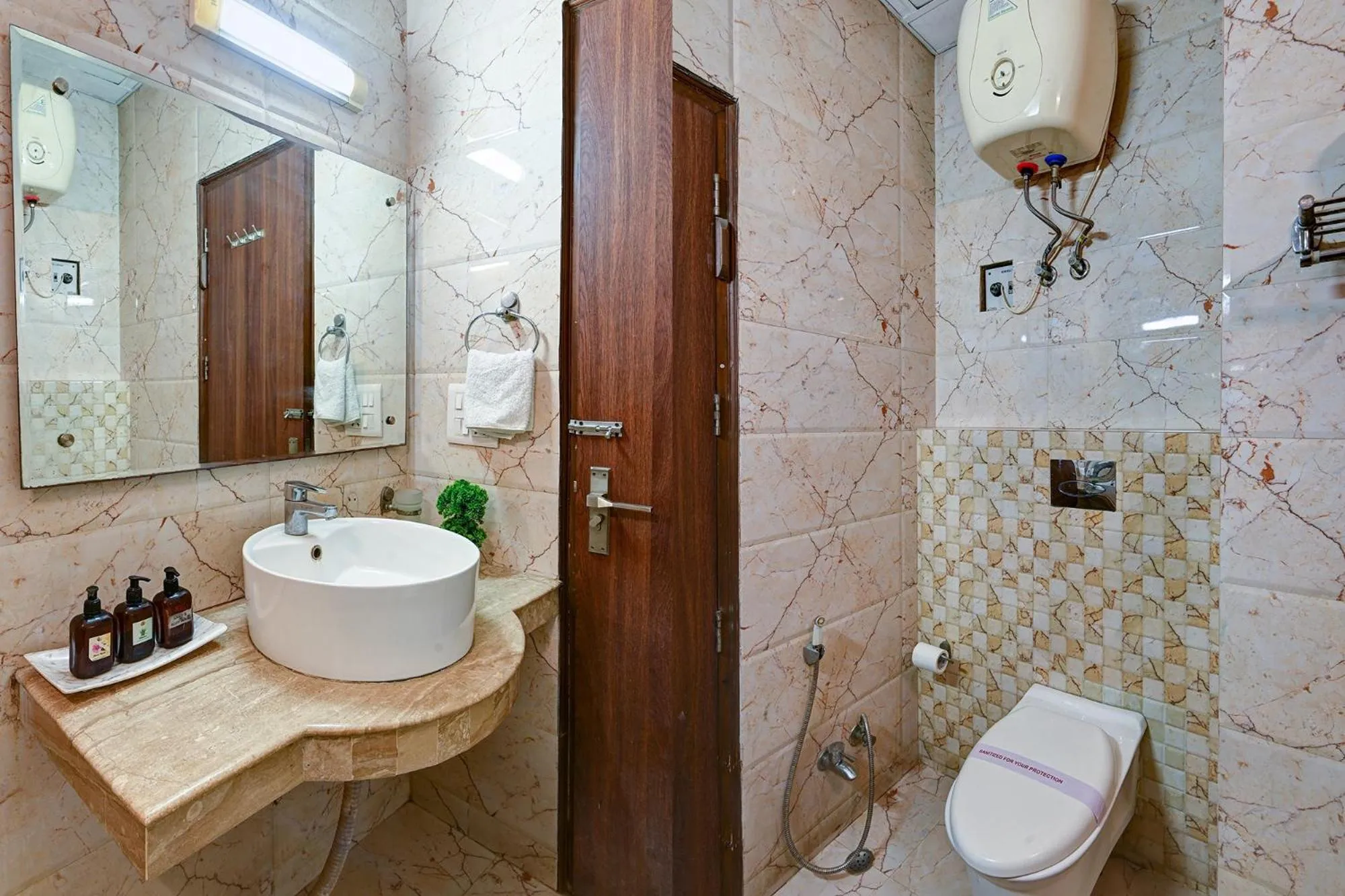 Bathroom in FabHotel Prime The Rivlet - MG Road & Sikanderpur Metro