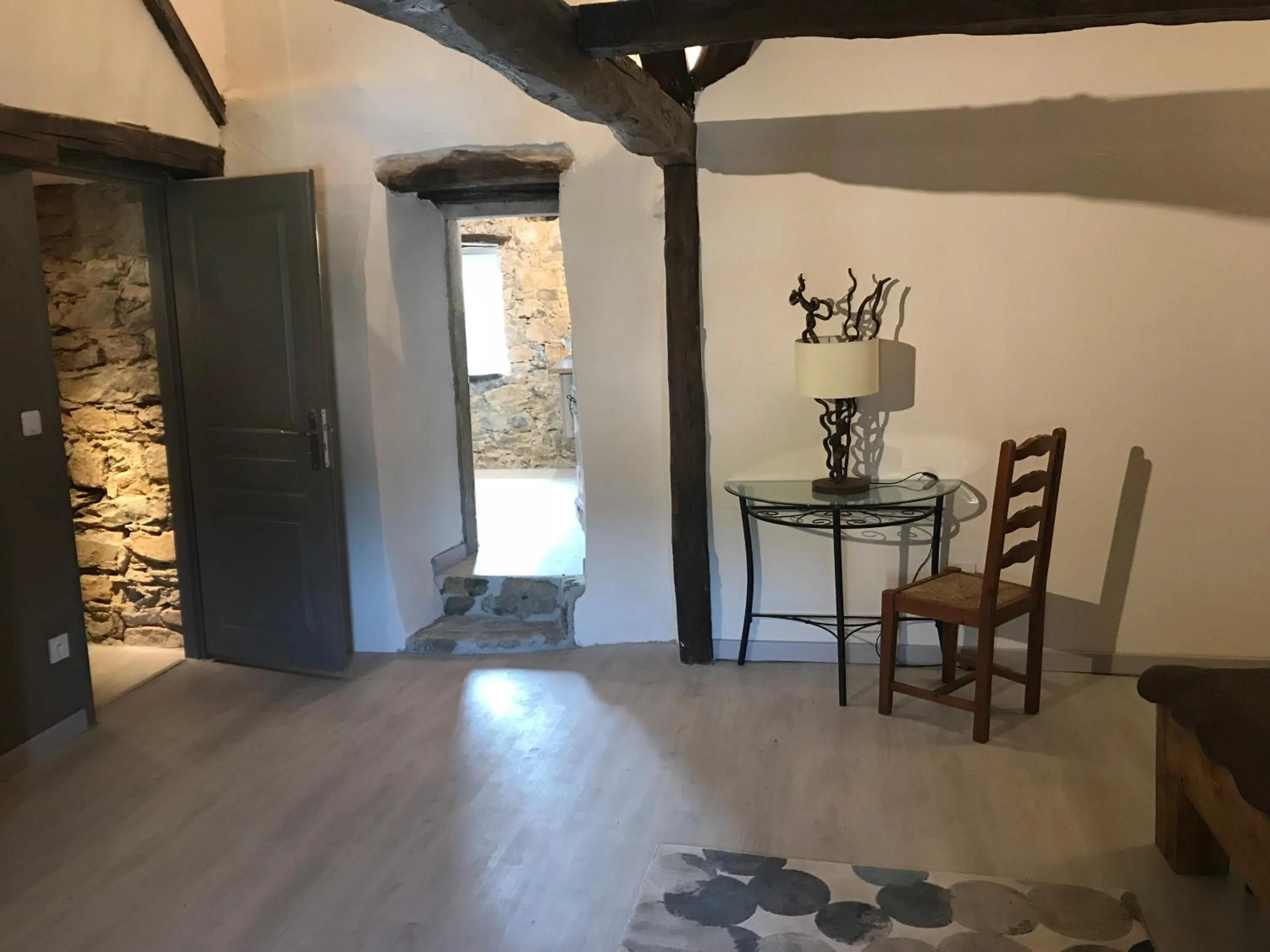 Photo of the whole room in Domaine d'Alcapiès