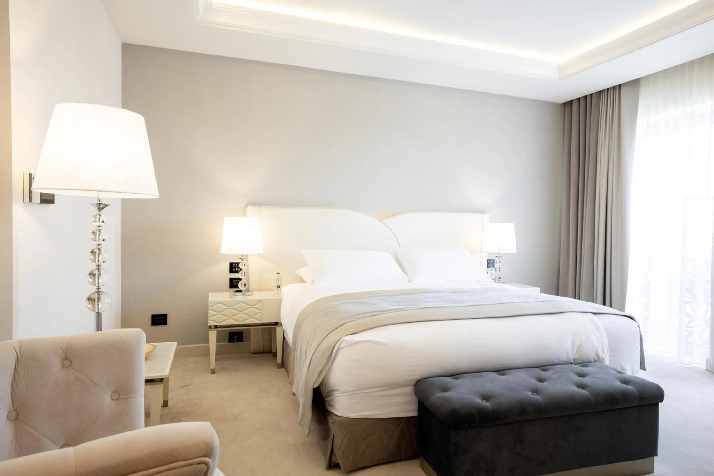 Bed in Tresor Le Palais Timisoara, Curio Collection by Hilton