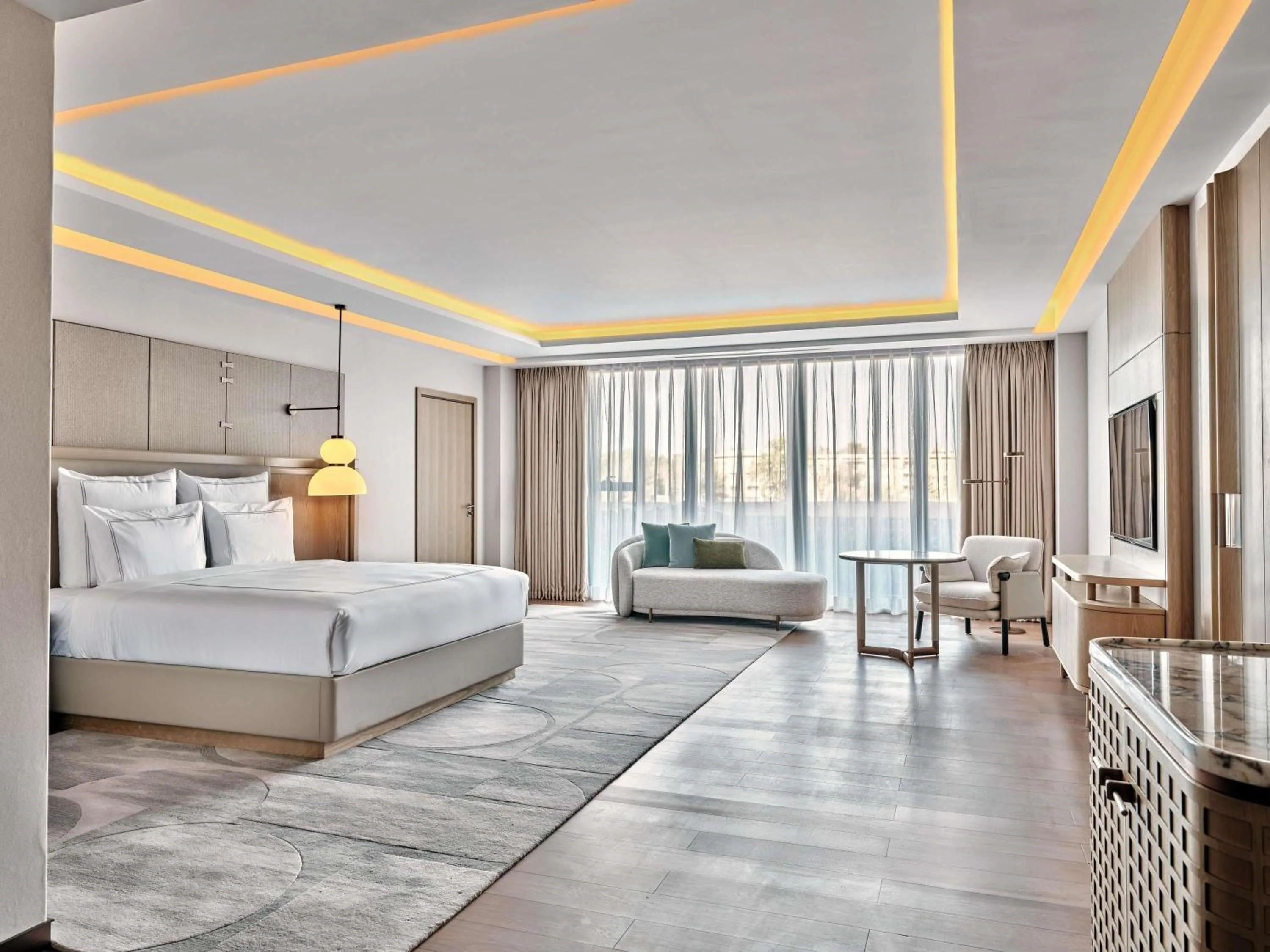 Bedroom, Bed in Swissotel Tashkent