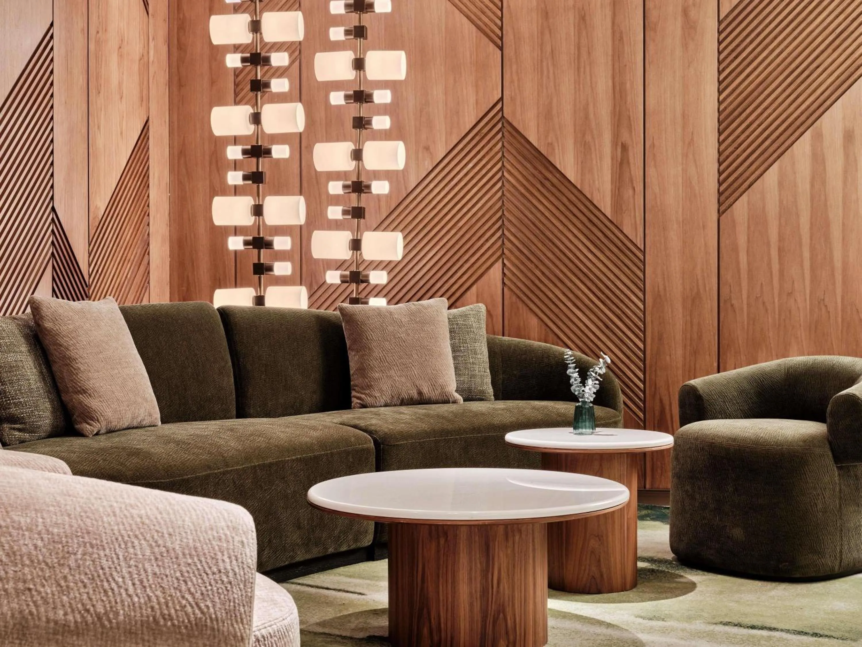 Lounge or bar in Swissotel Tashkent