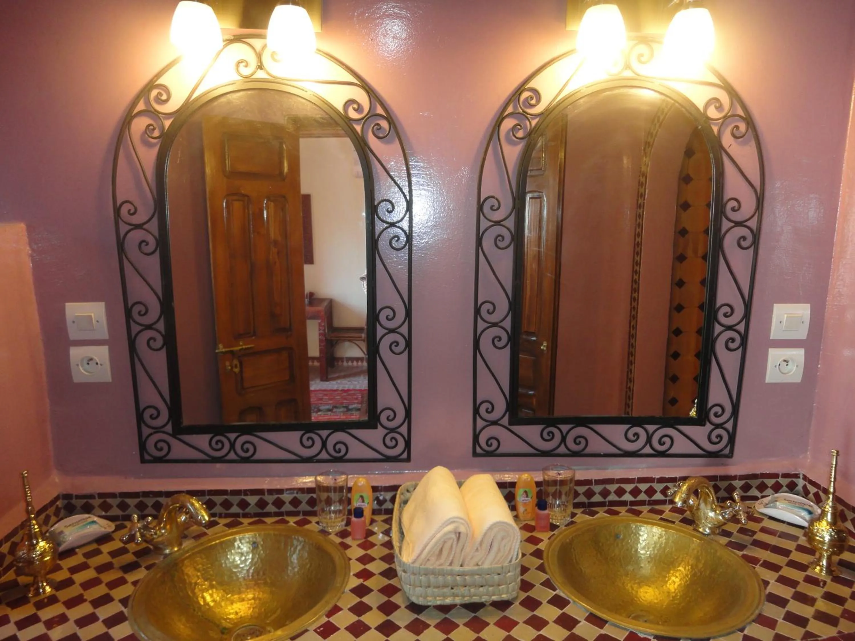 Bathroom in Dar Yanis