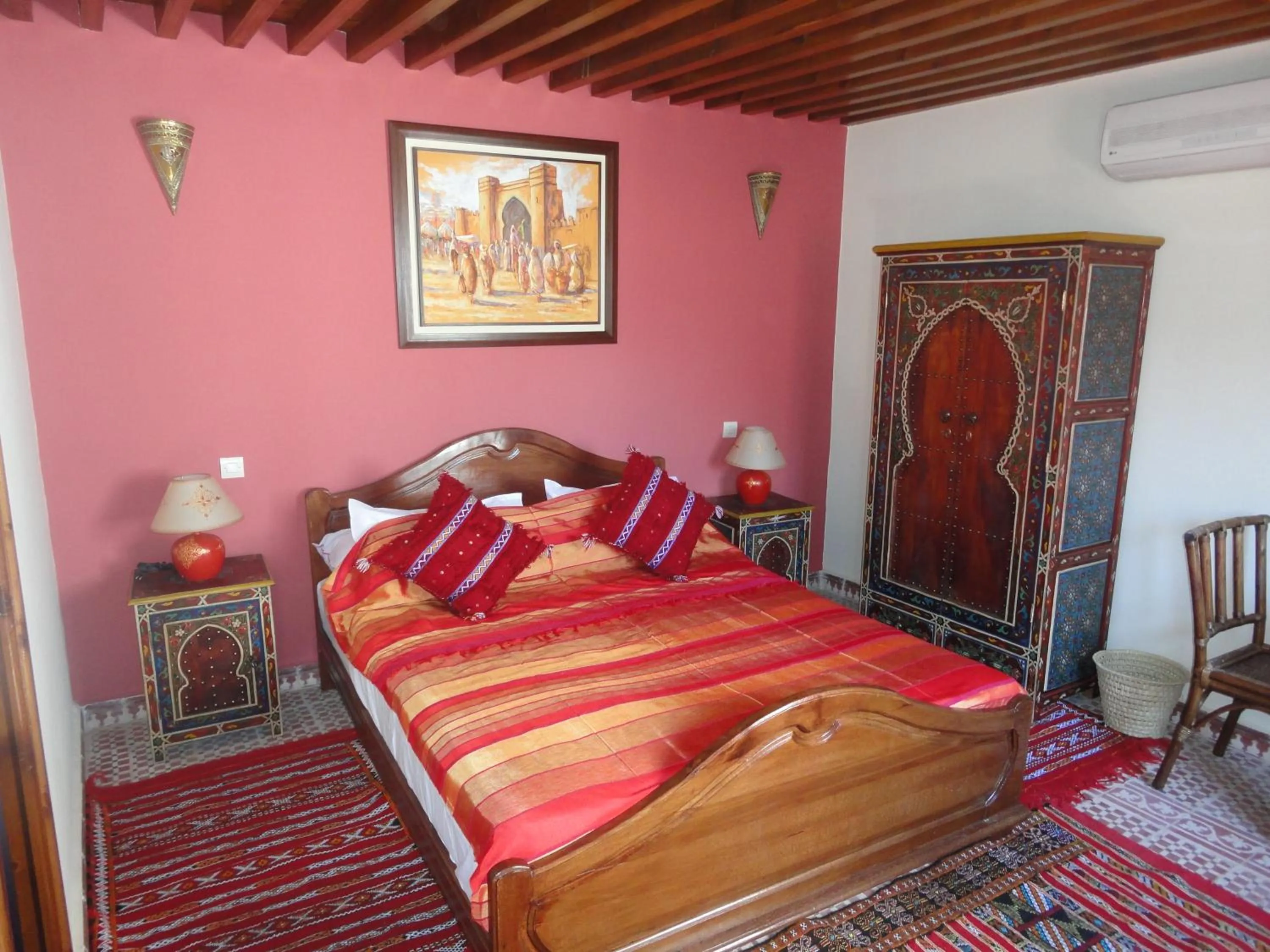 Bedroom, Bed in Dar Yanis