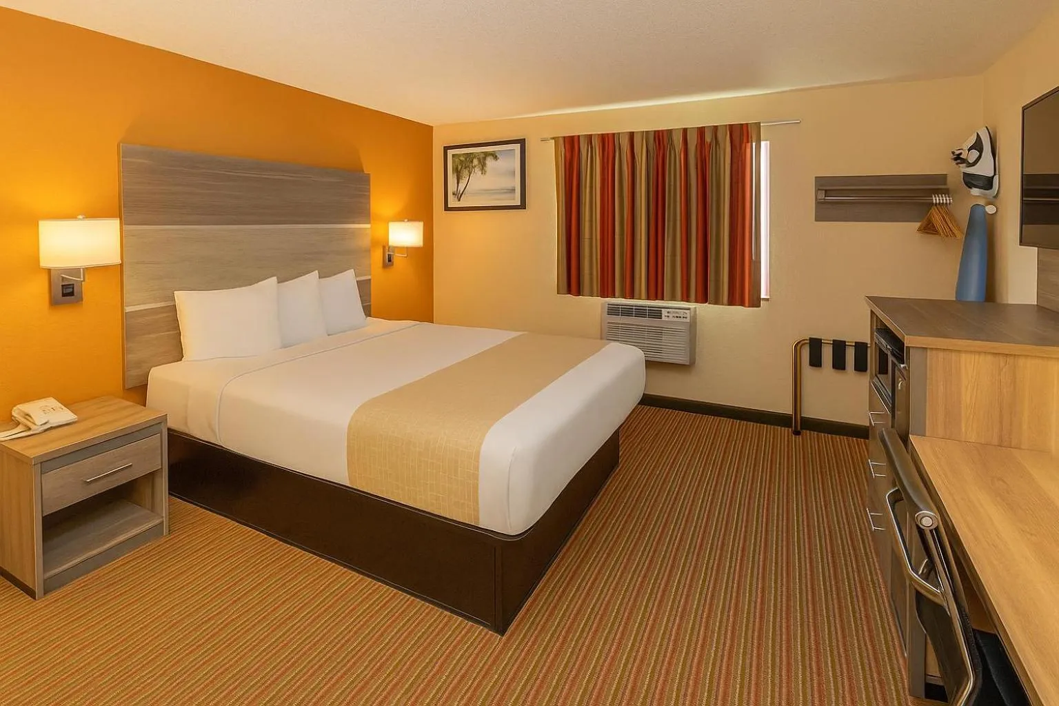 Bed in Travelodge by Wyndham Muskegon