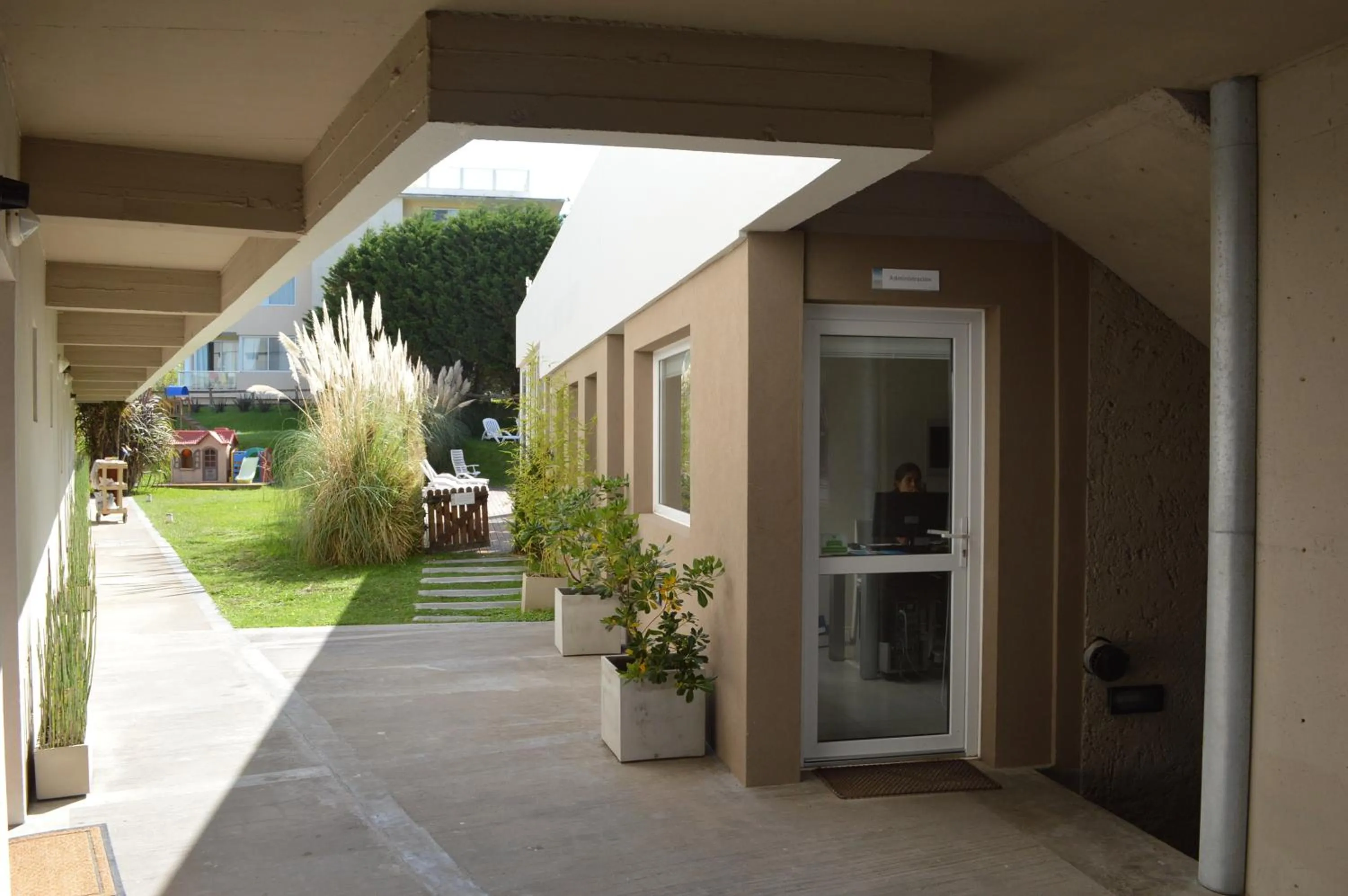 Lobby or reception in Valeria Playa Apart