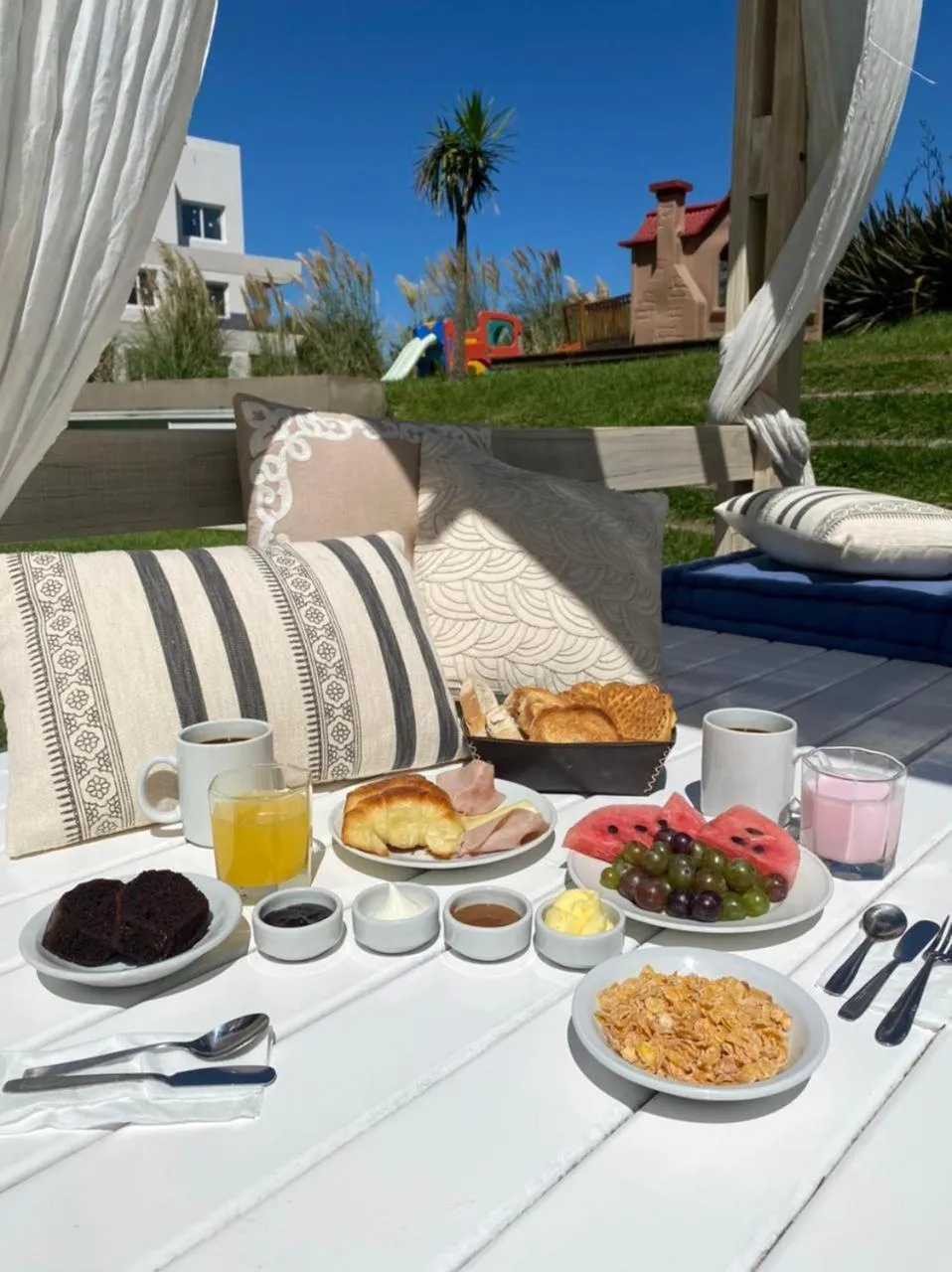 Breakfast in Valeria Playa Apart