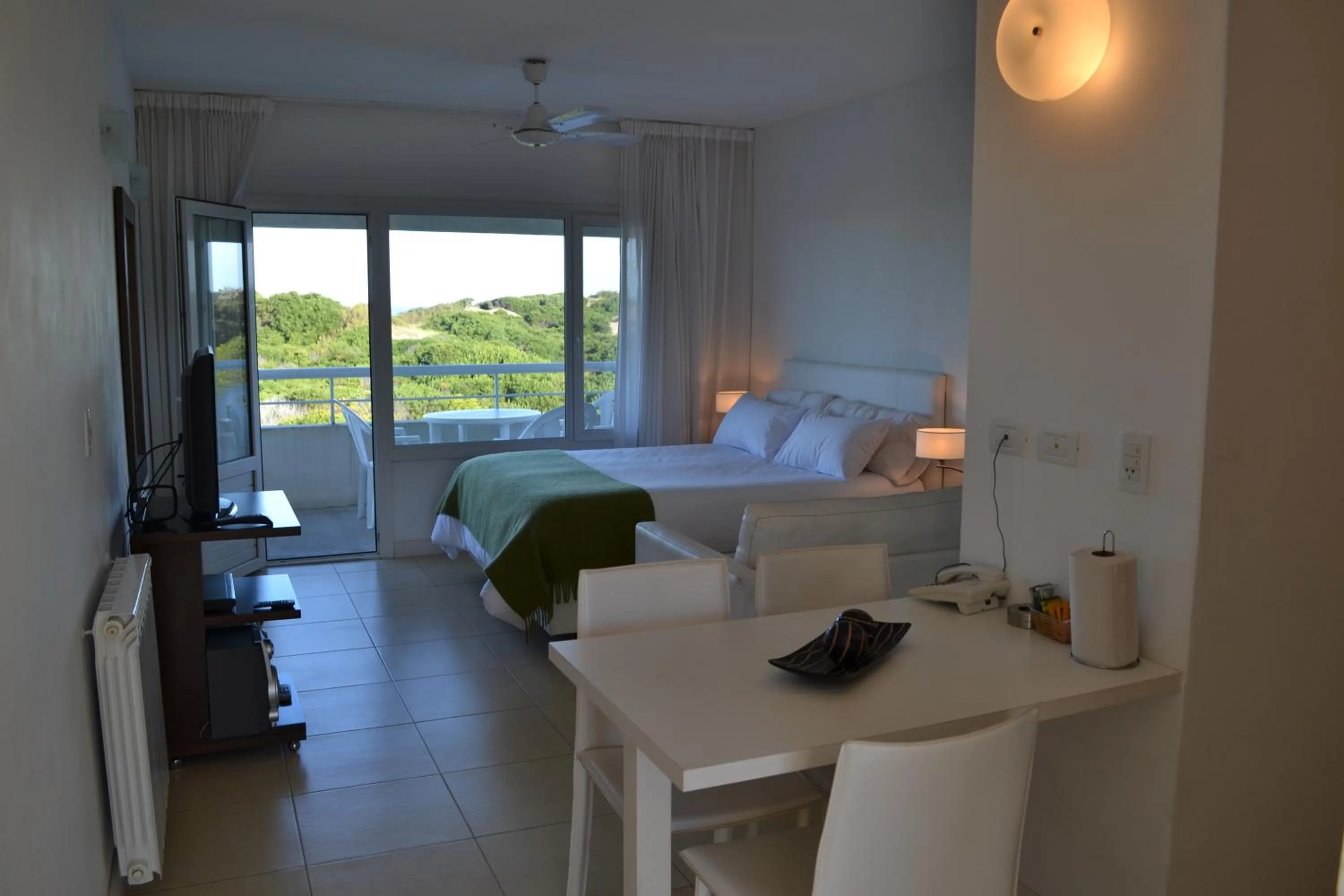 Balcony/Terrace, Bed in Valeria Playa Apart