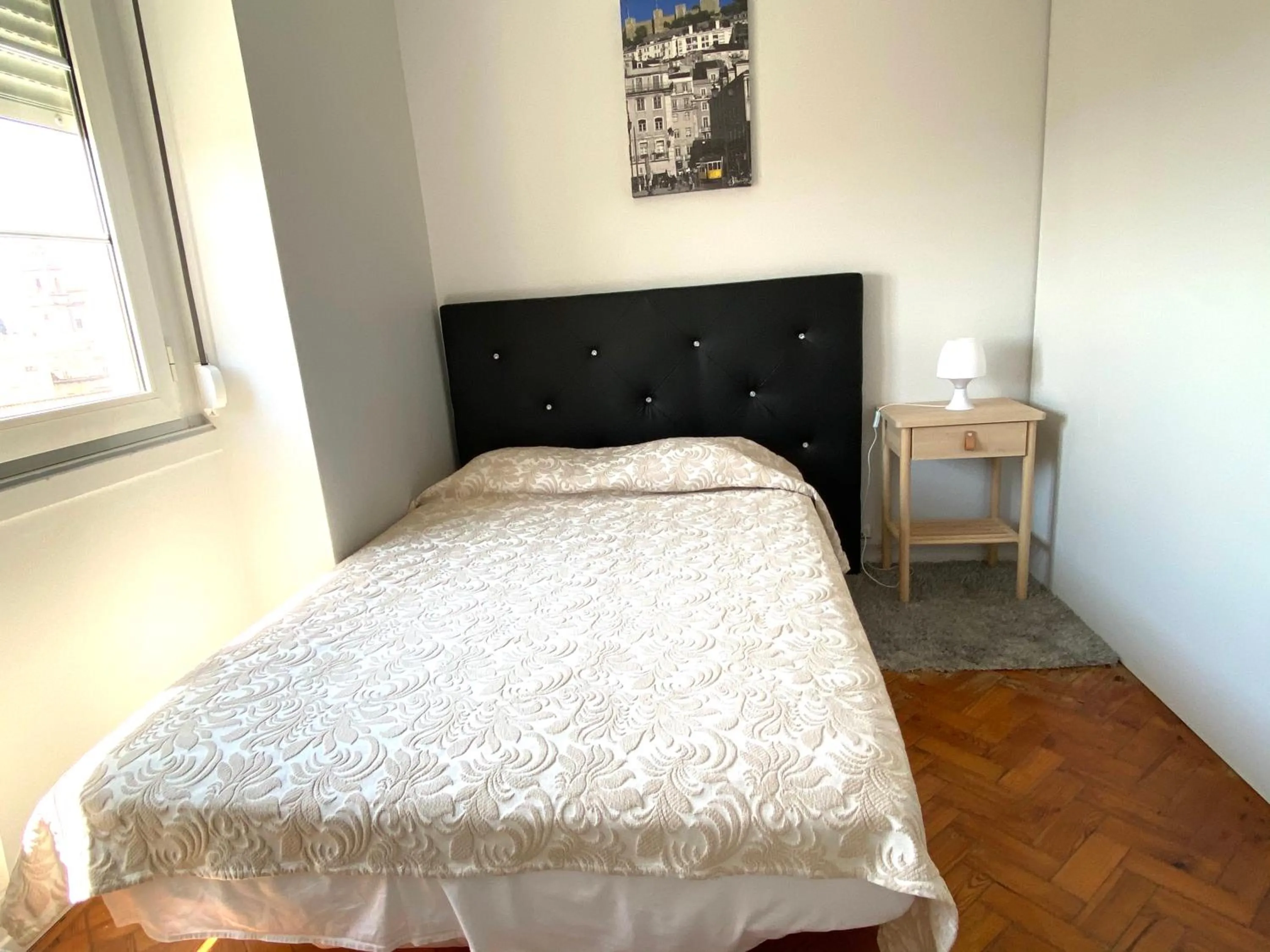 Decorative detail, Bed in V Dinastia