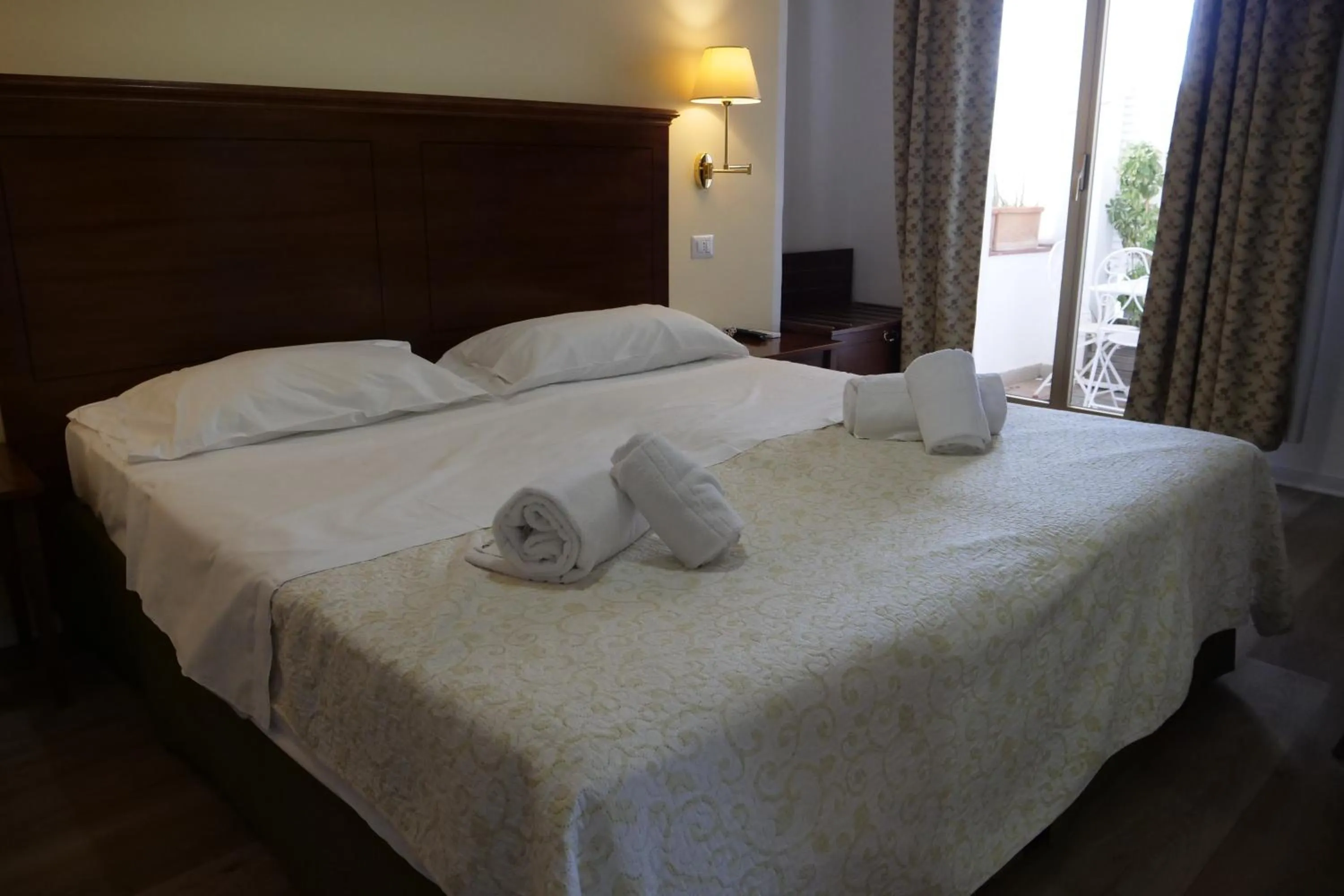 Photo of the whole room, Bed in Hotel Elios Tao