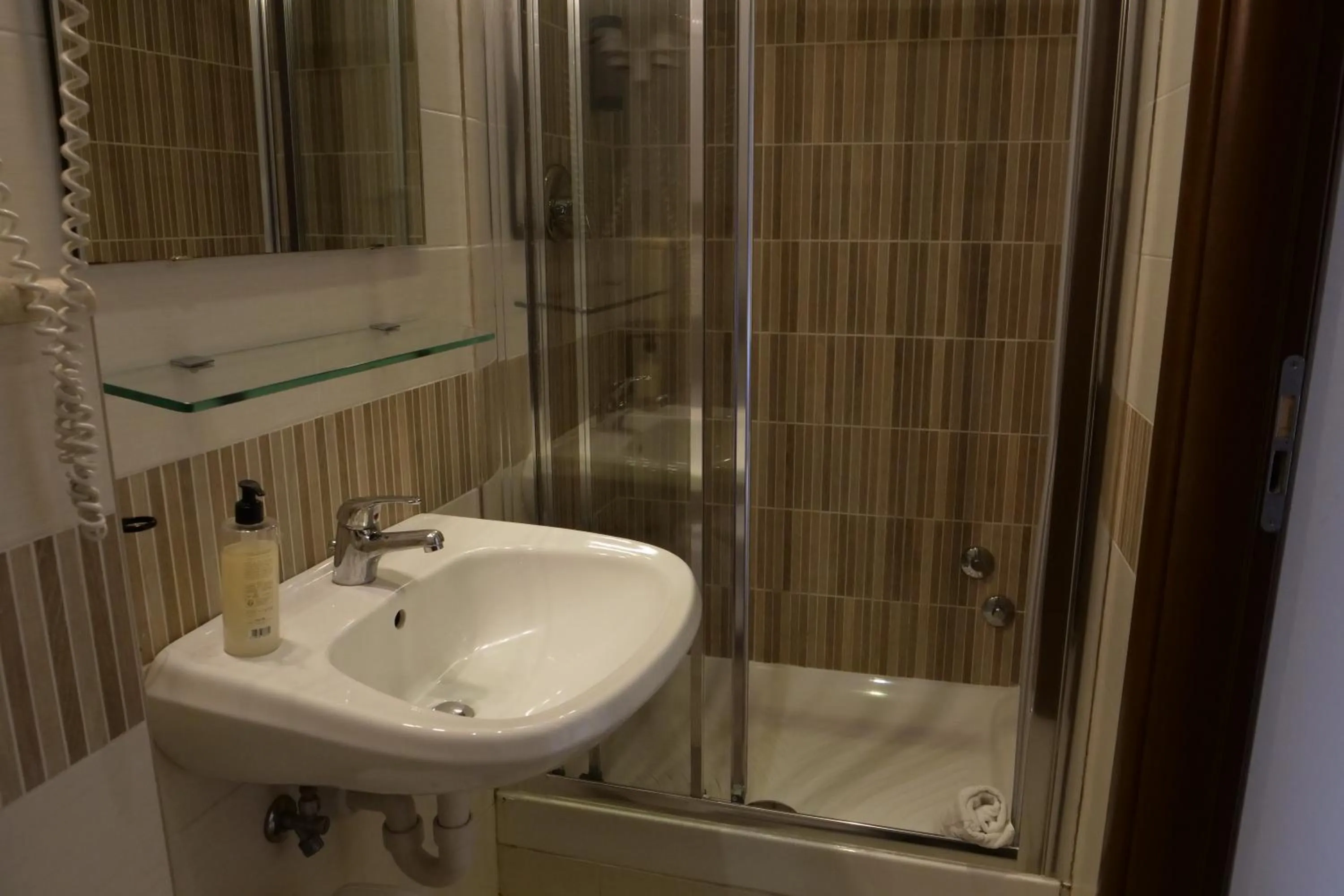 Shower in Hotel Elios Tao