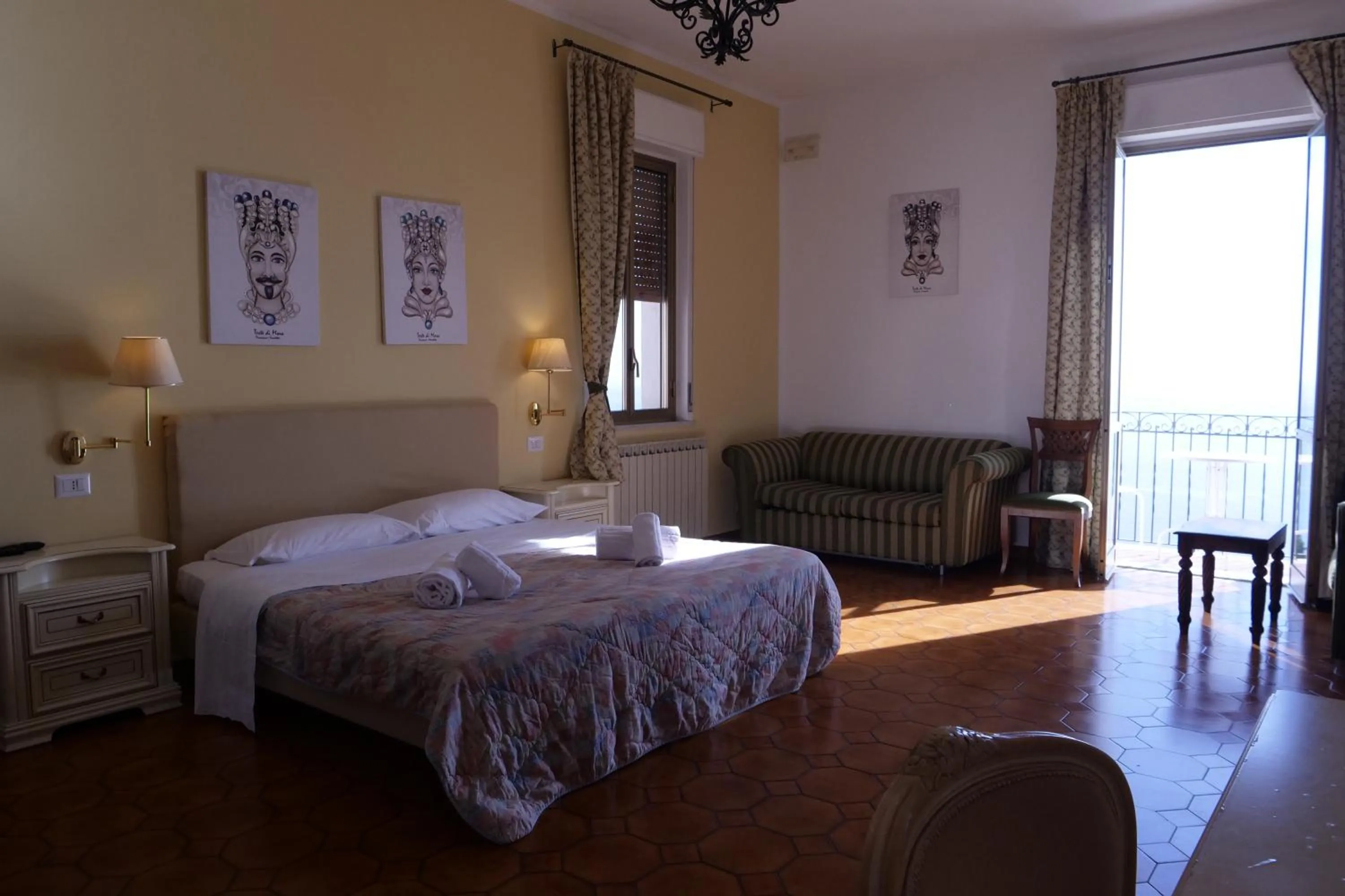 Photo of the whole room, Bed in Hotel Elios Tao