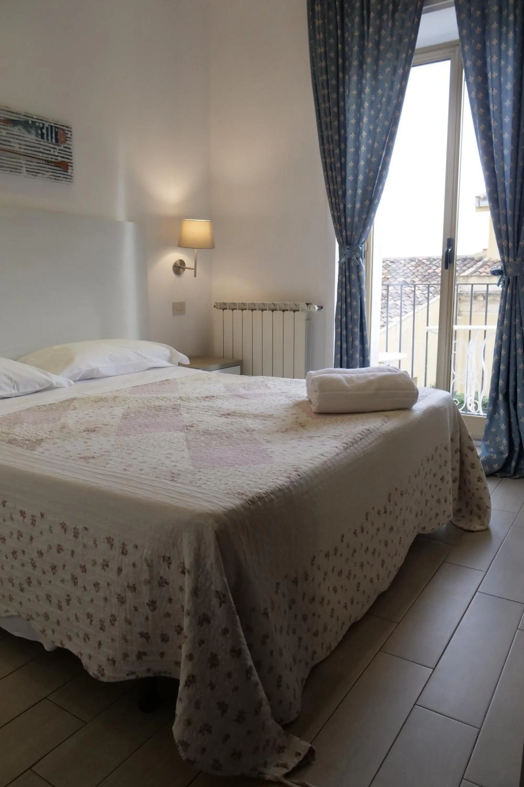 Bedroom, Bed in Hotel Elios Tao