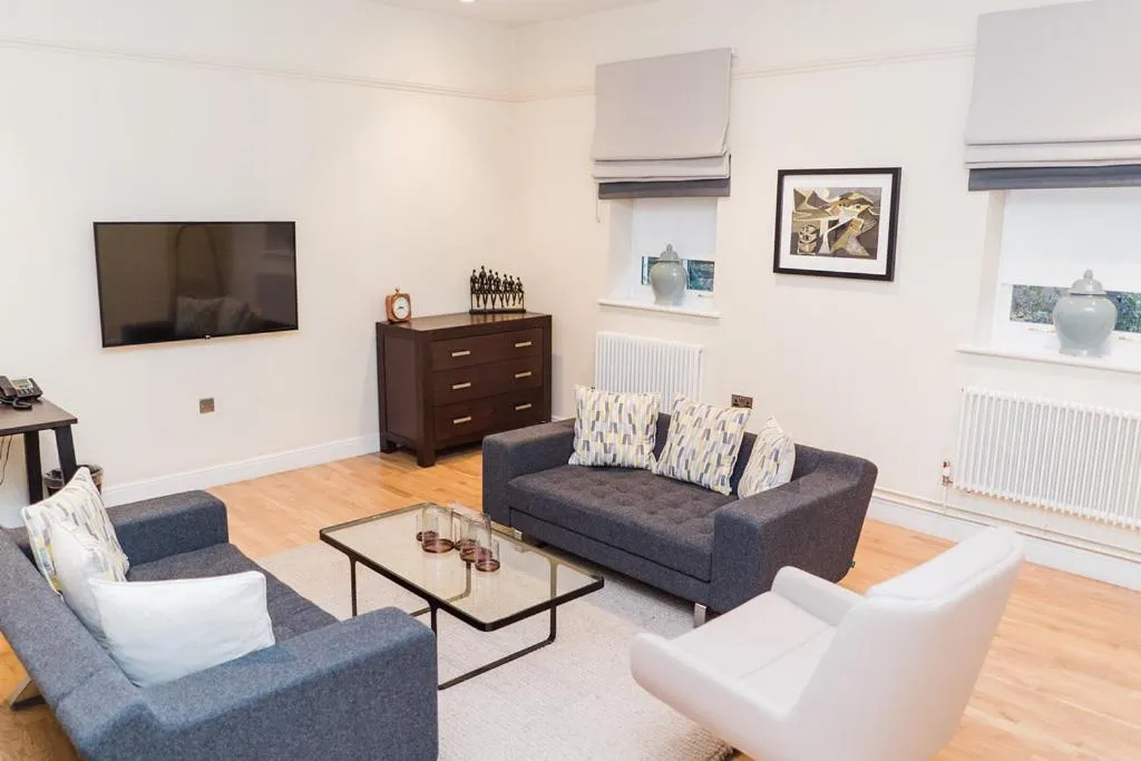 Living room in Edgbaston Park Hotel Birmingham