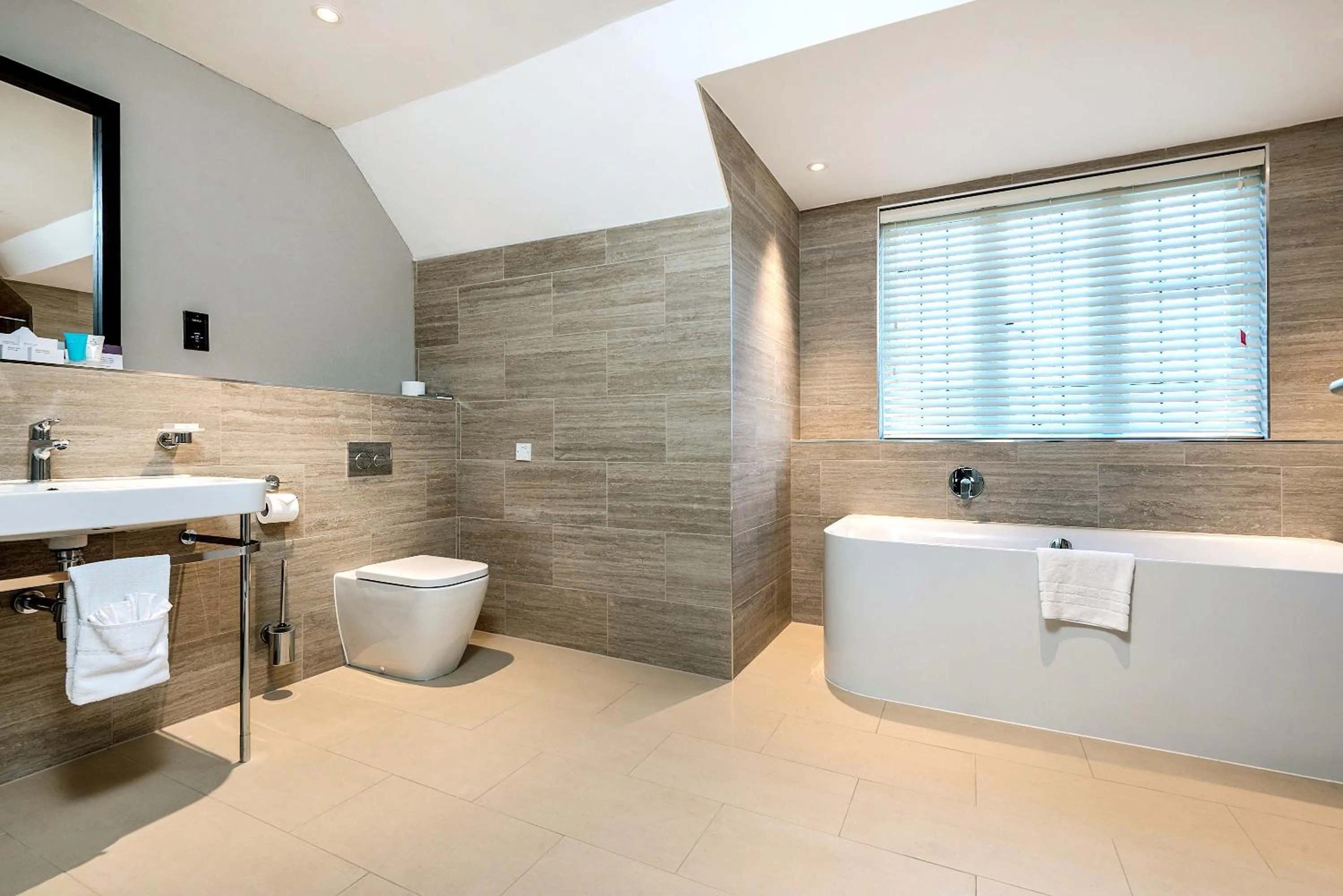 Toilet in Edgbaston Park Hotel Birmingham