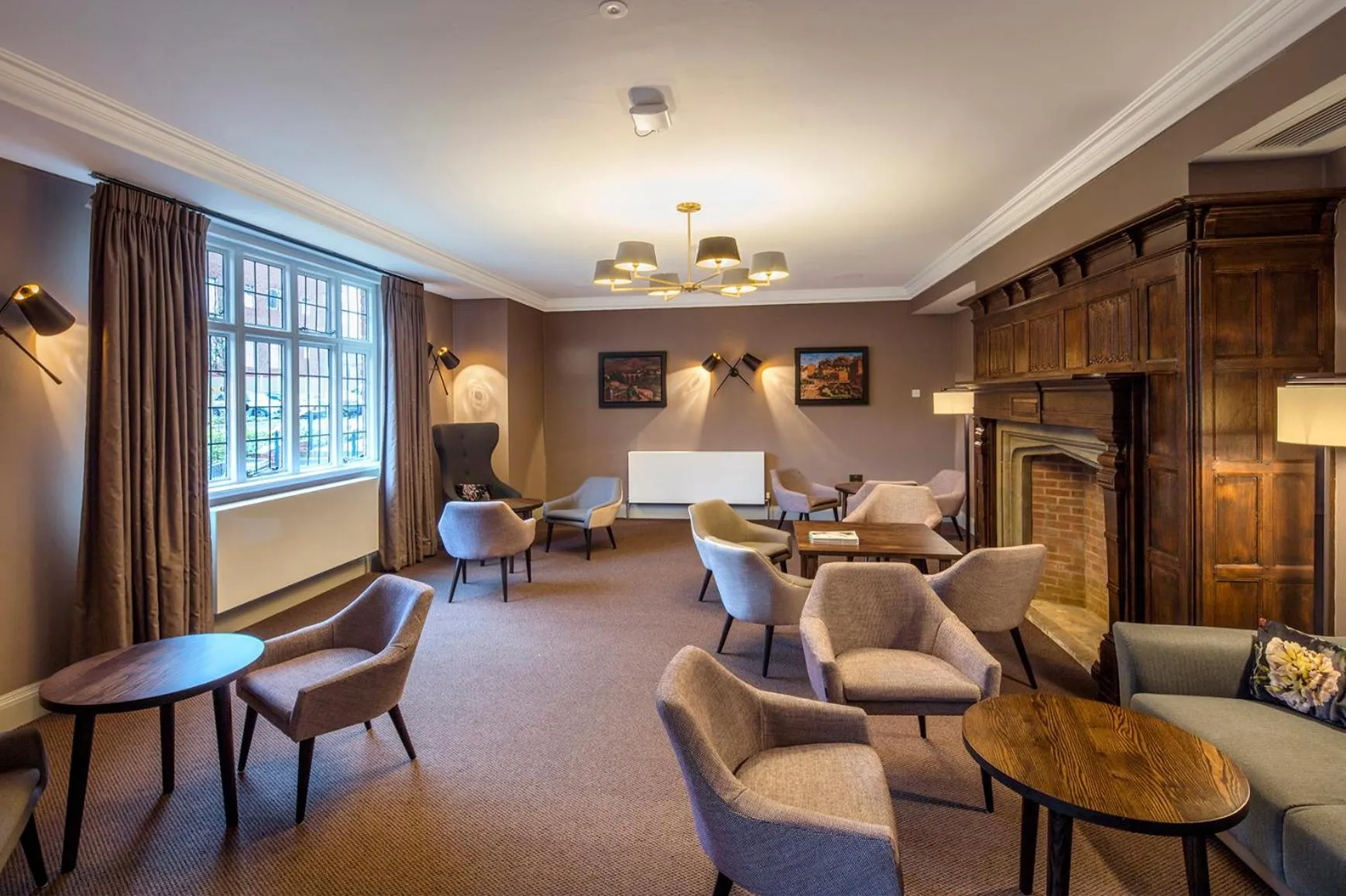 Seating area in Edgbaston Park Hotel Birmingham