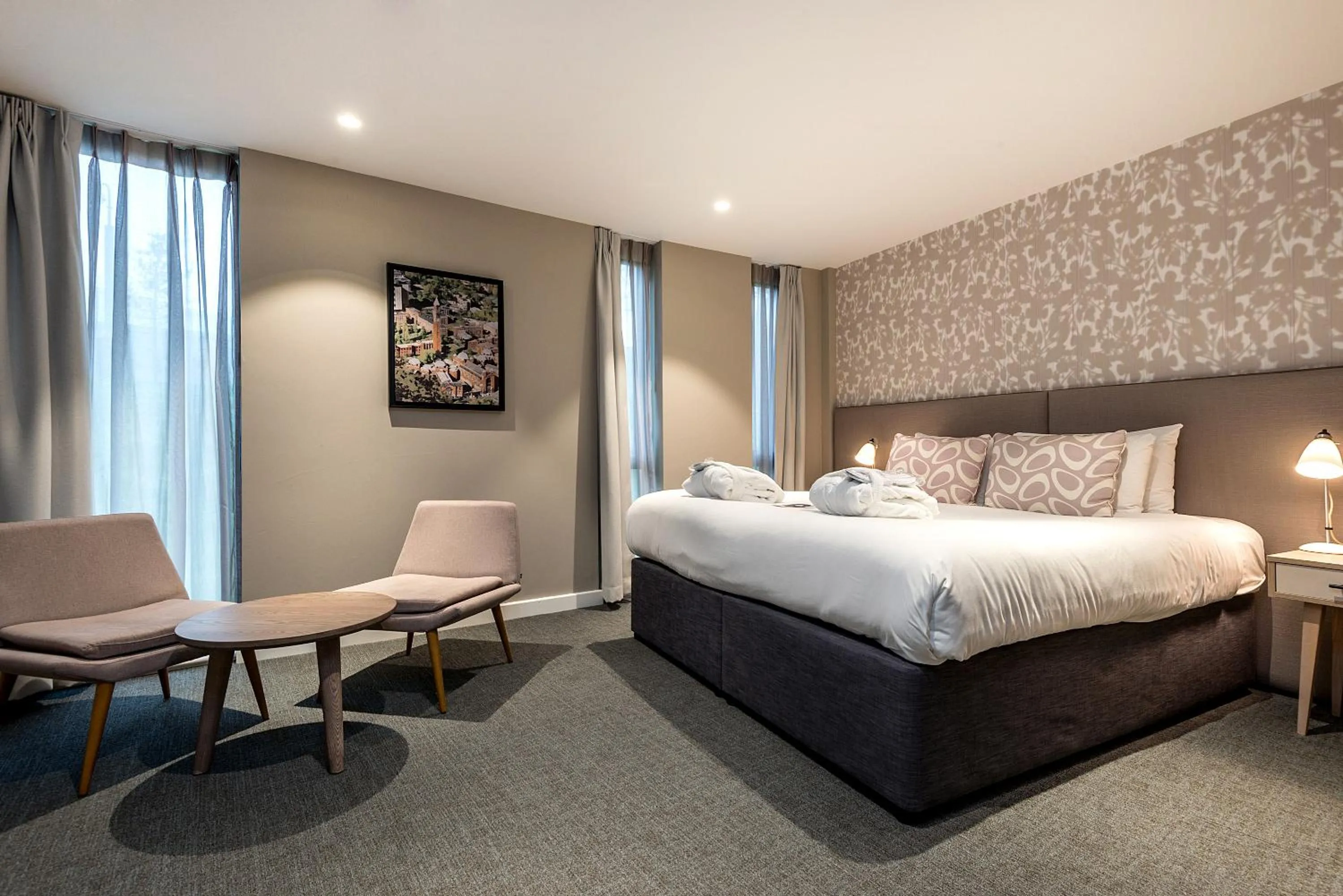 Bedroom, Bed in Edgbaston Park Hotel Birmingham