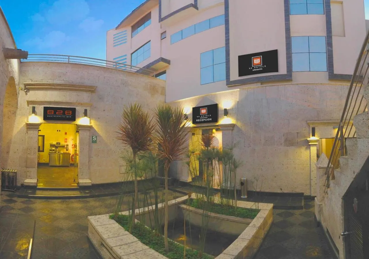 Property building in qp Hotels Arequipa