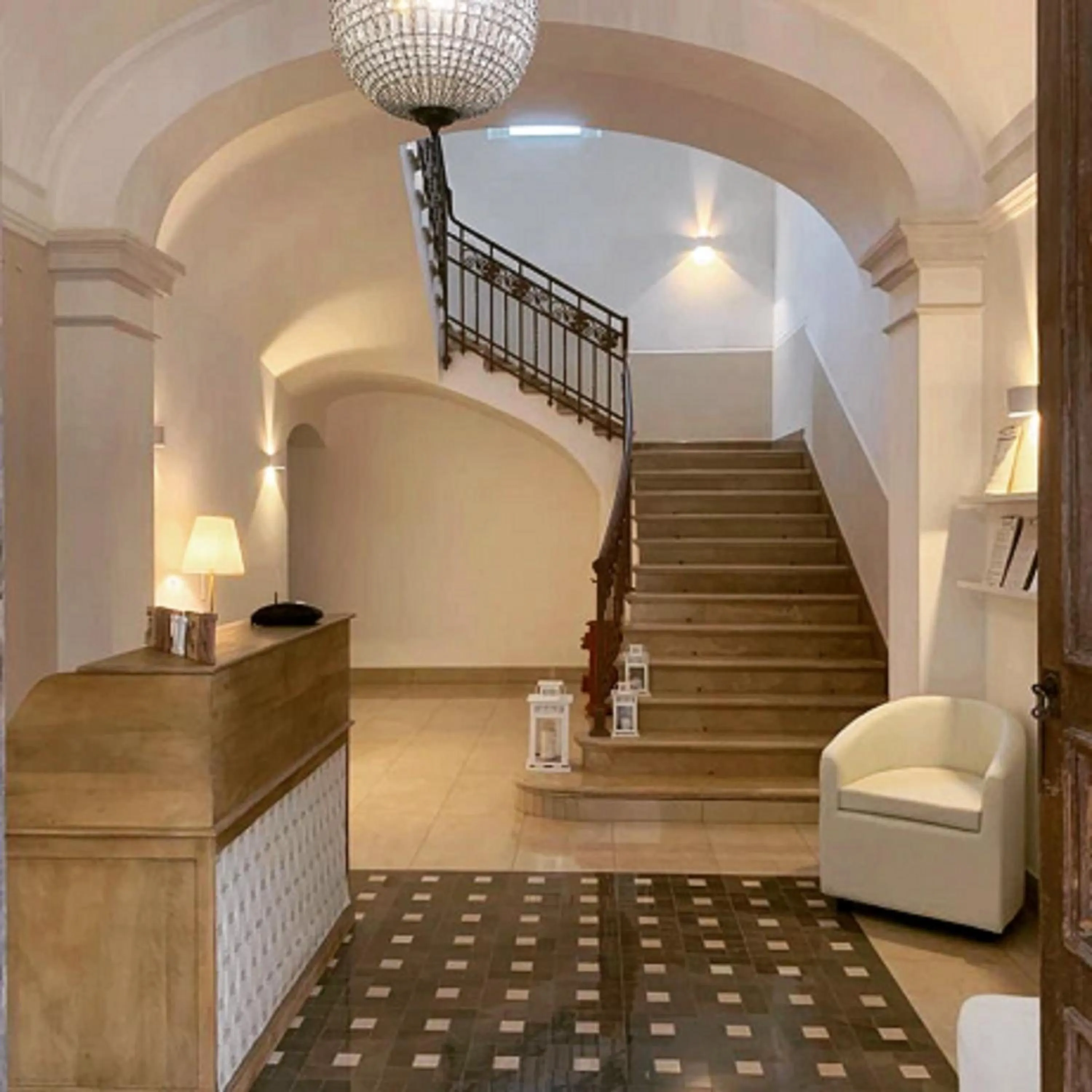 Lobby or reception in BED & BREAKFAST PL PALACE