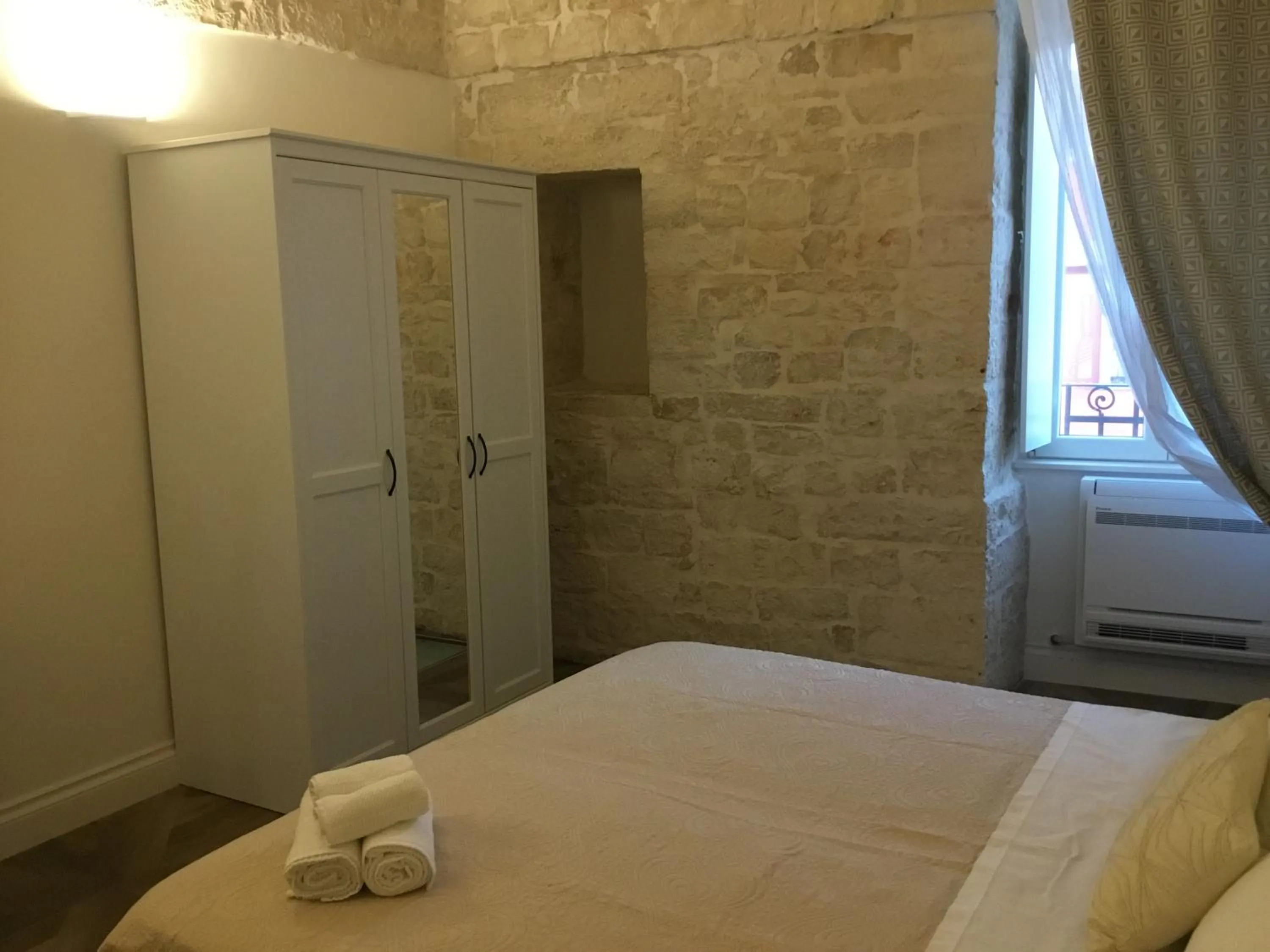 Bedroom, Bed in BED & BREAKFAST PL PALACE