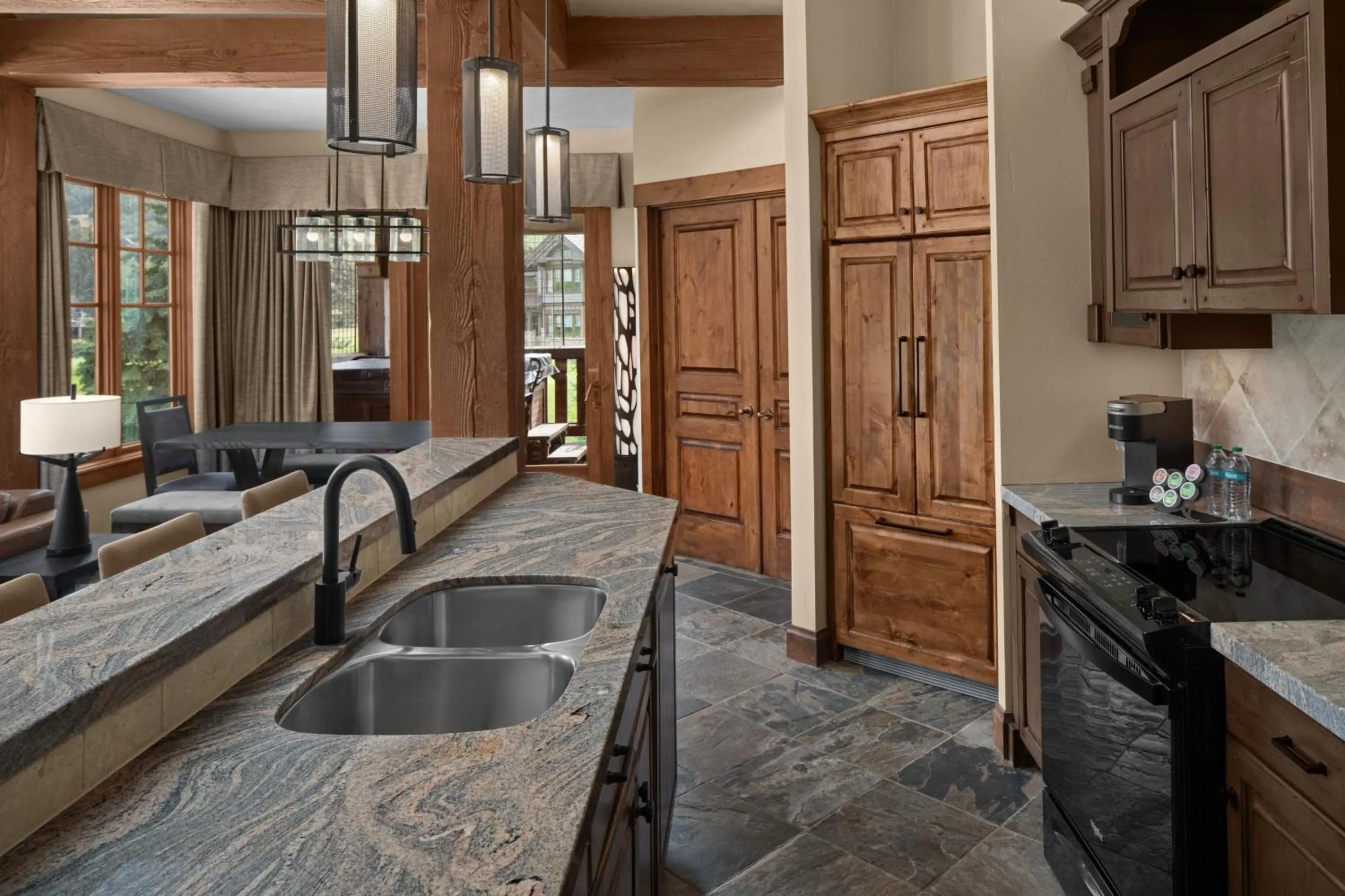 Kitchen or kitchenette in Hotel Park City, Autograph Collection