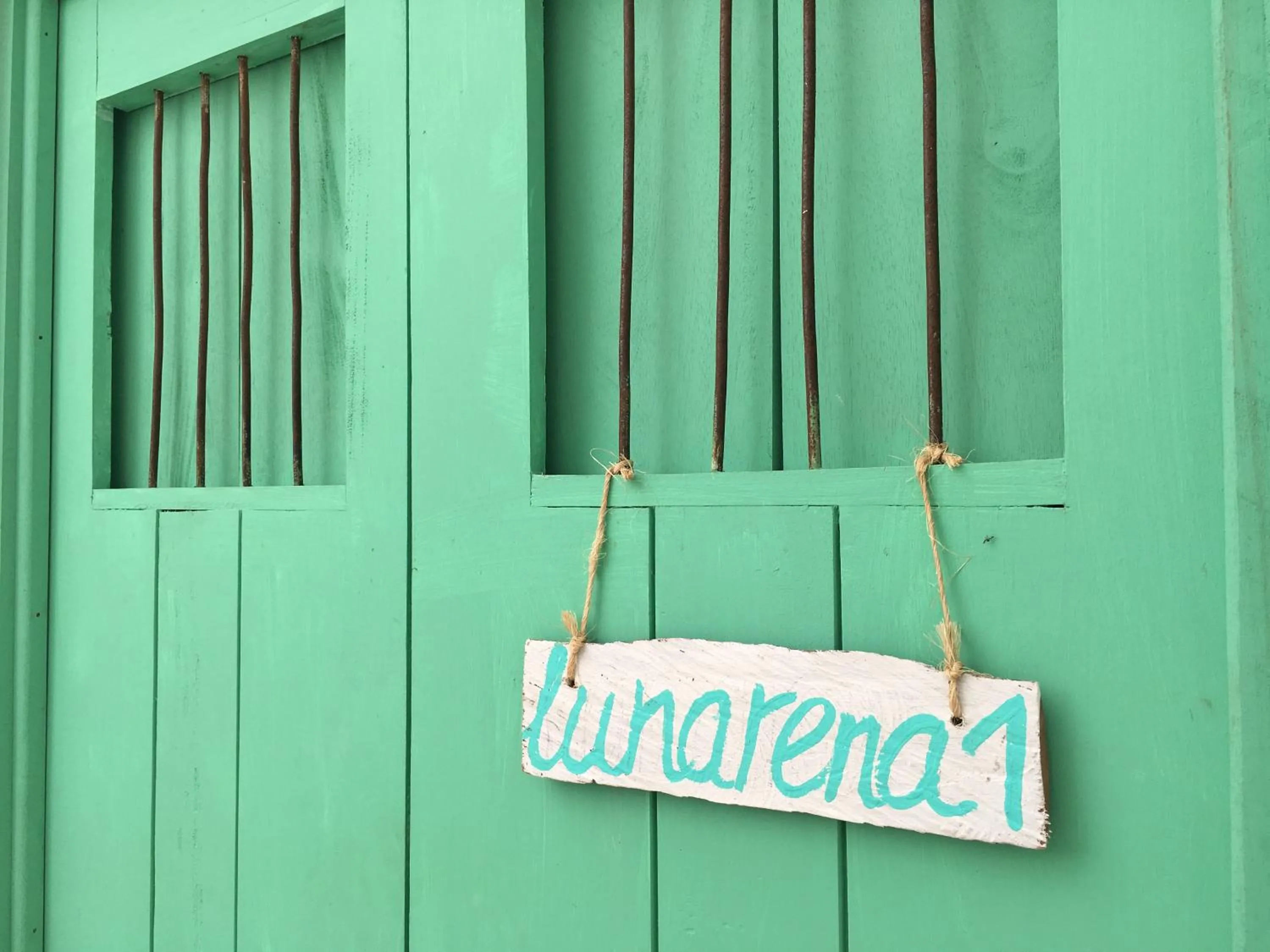 Decorative detail in LunArena Barefoot Comfort