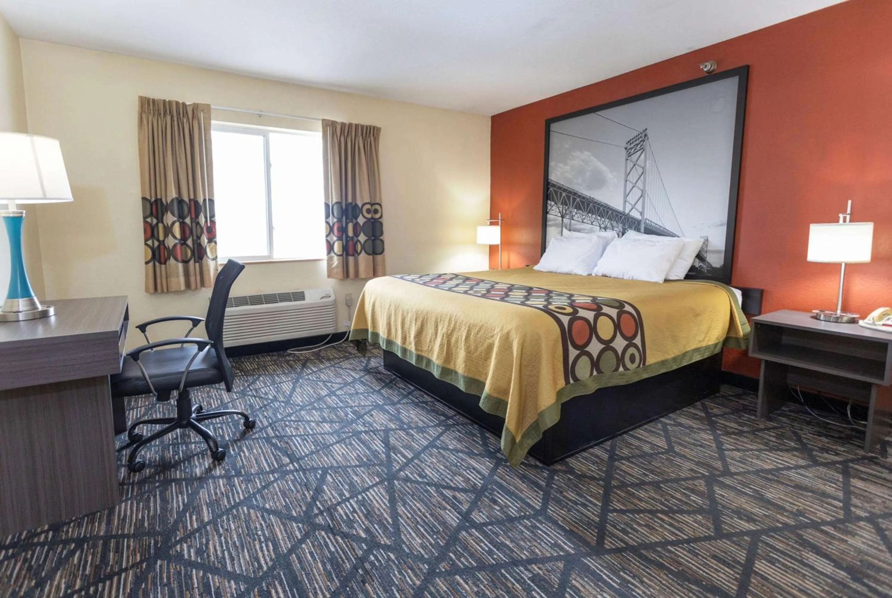 Photo of the whole room, Bed in Super 8 by Wyndham Big Rapids