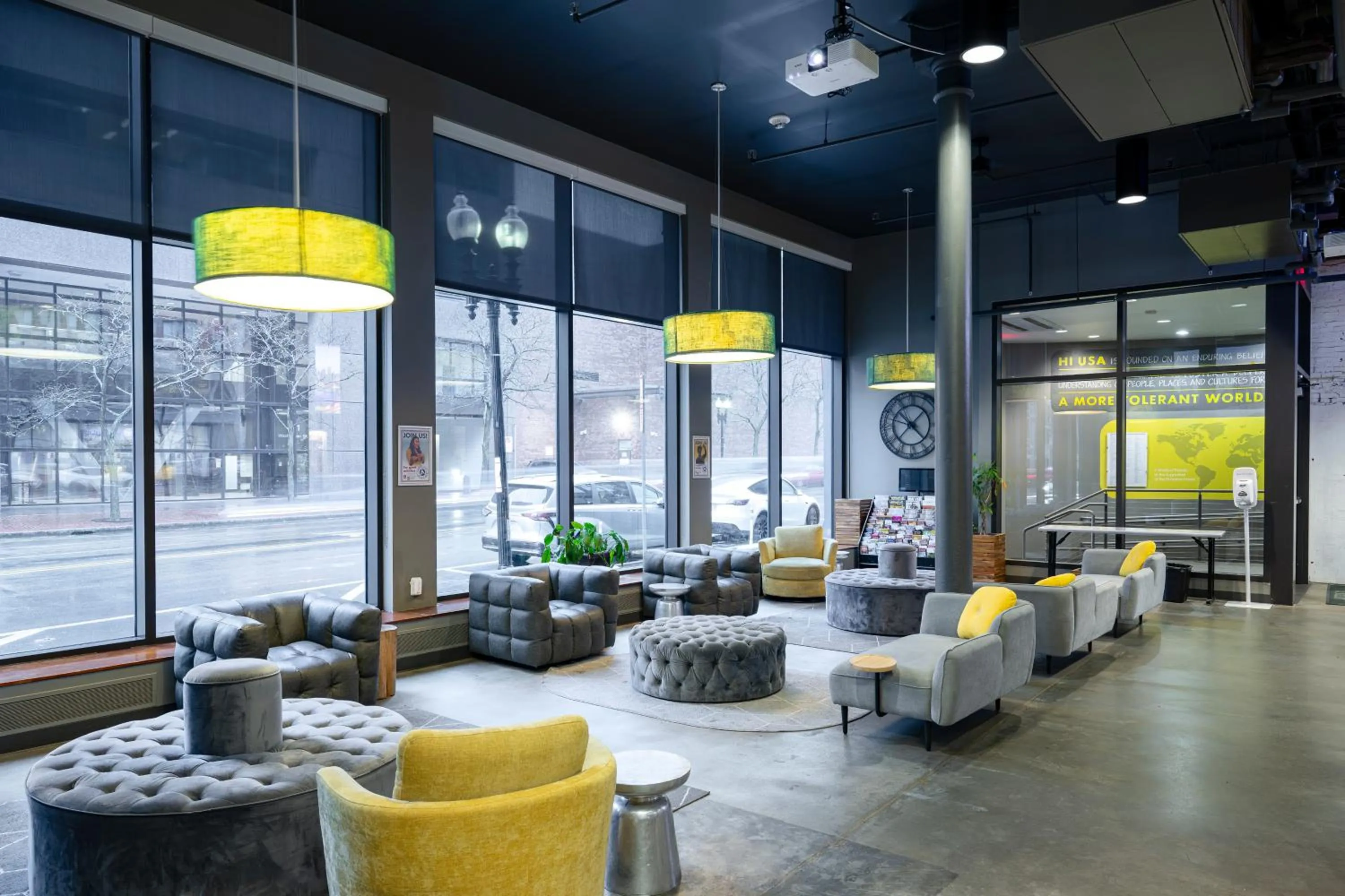 Lobby or reception in HI Boston Hostel