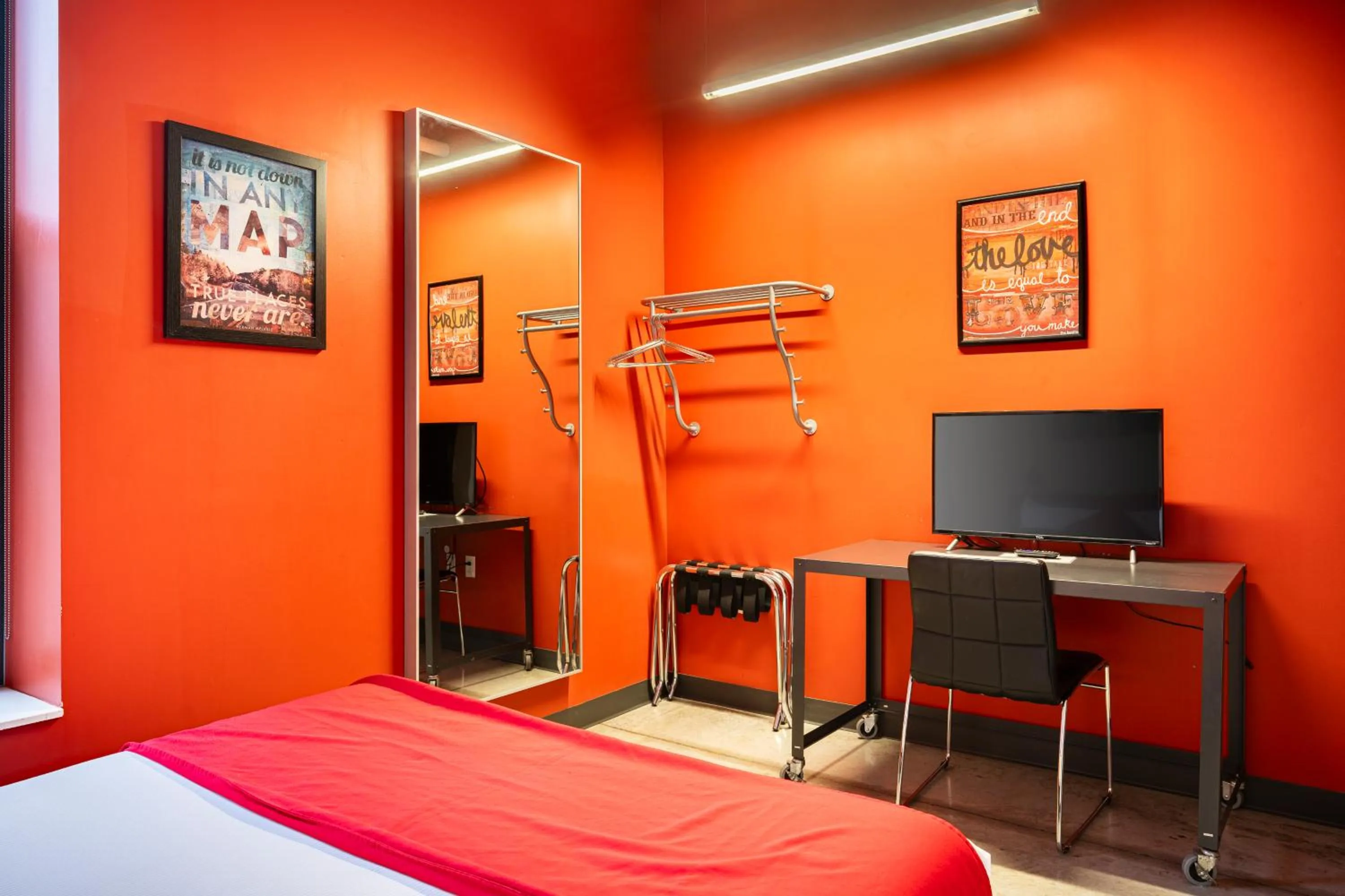 Bed in HI Boston Hostel