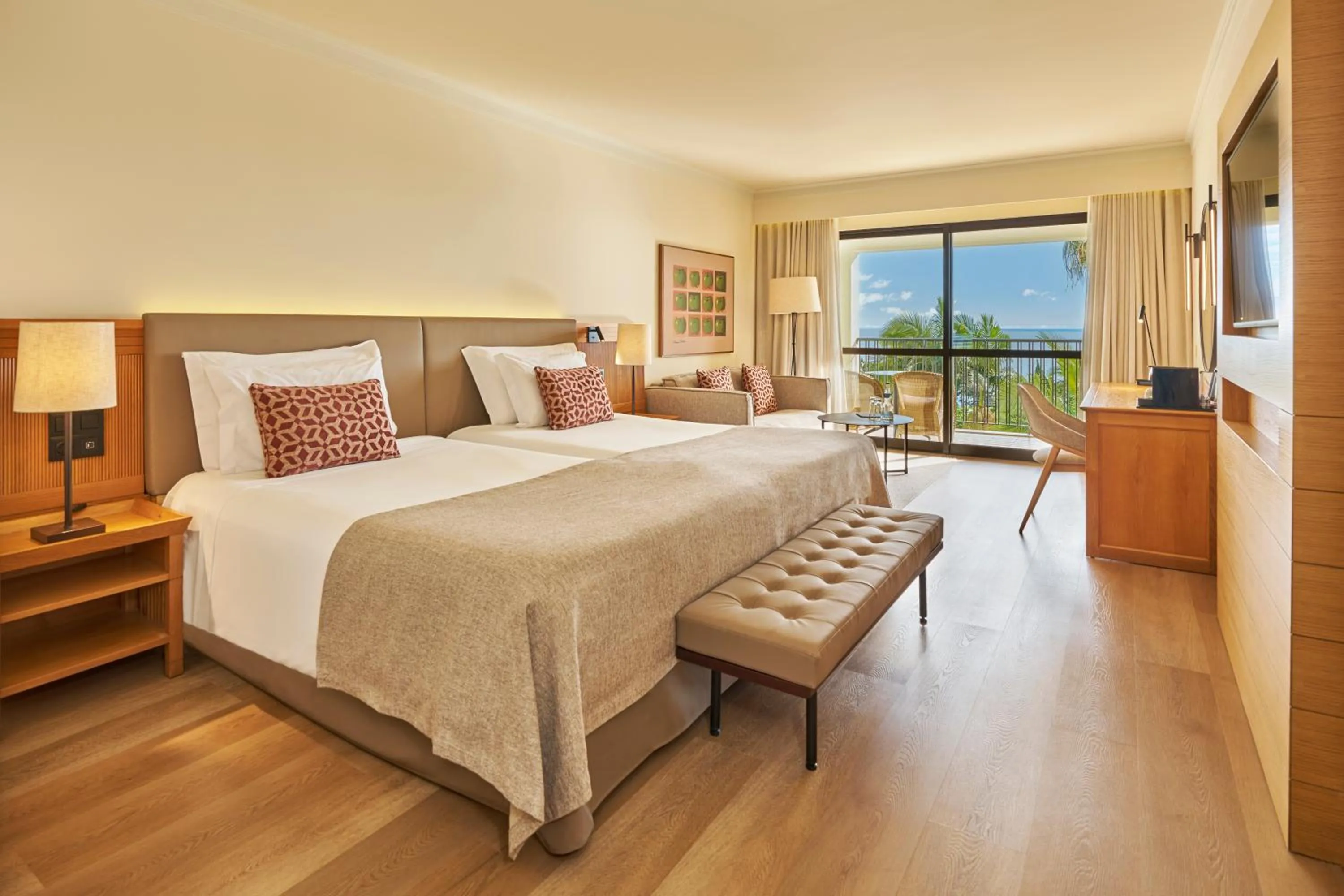 View (from property/room), Bed in Hotel Porto Mare - PortoBay