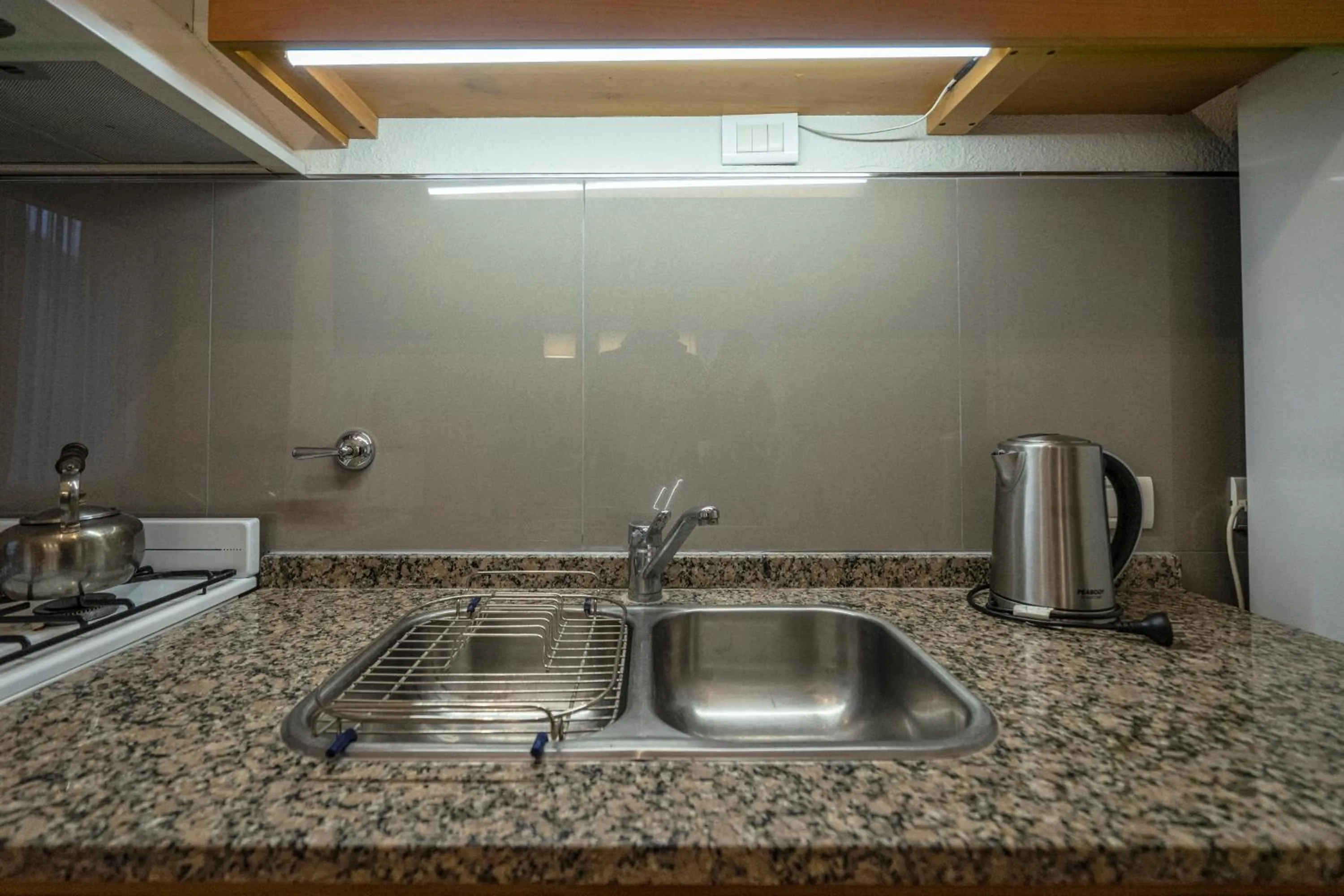 Valeria House Rental Suites