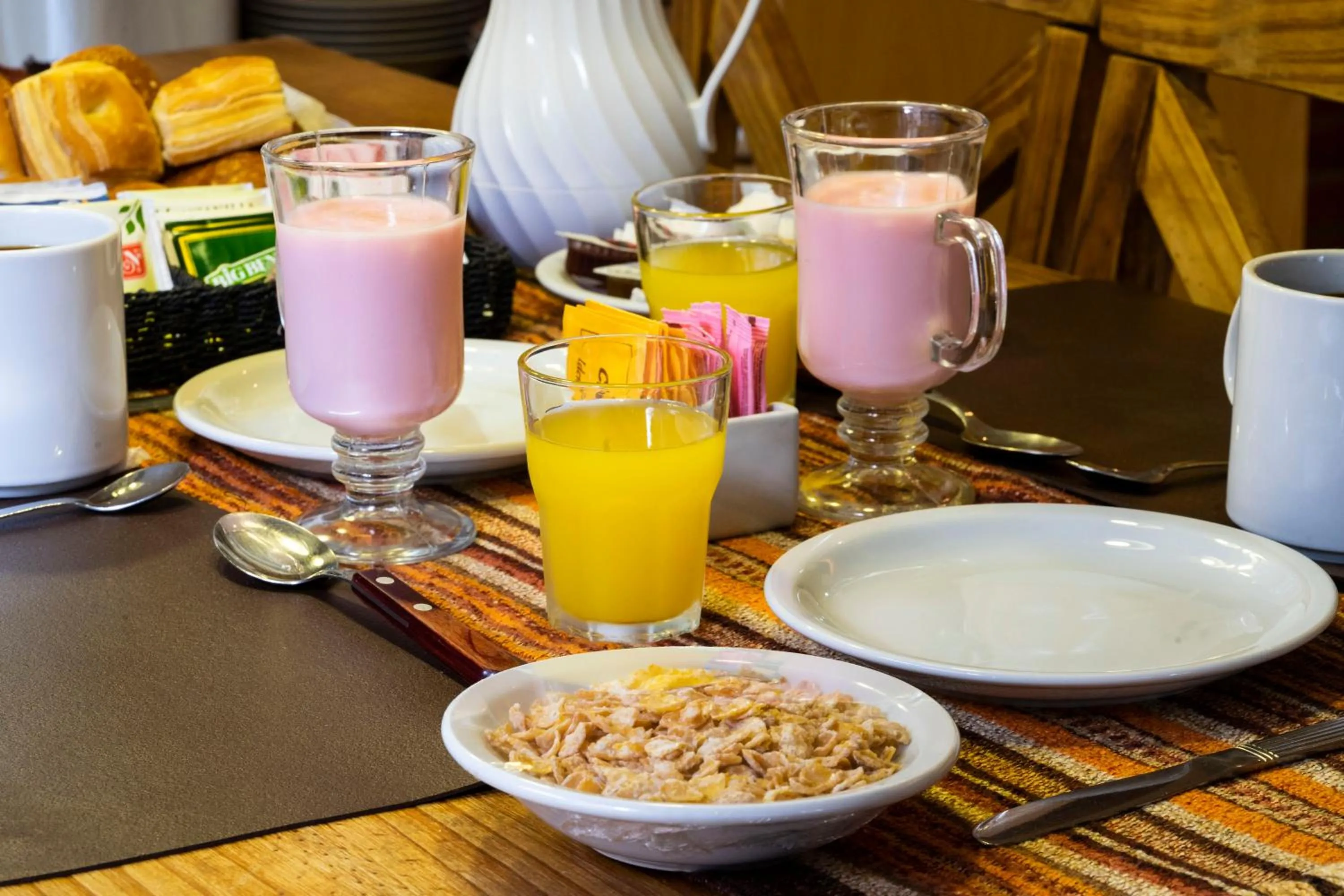 Breakfast in Valeria House Rental Suites