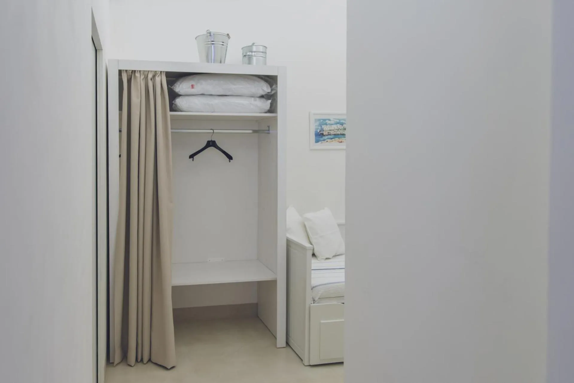 Living room, Bed in CASA MELIO'