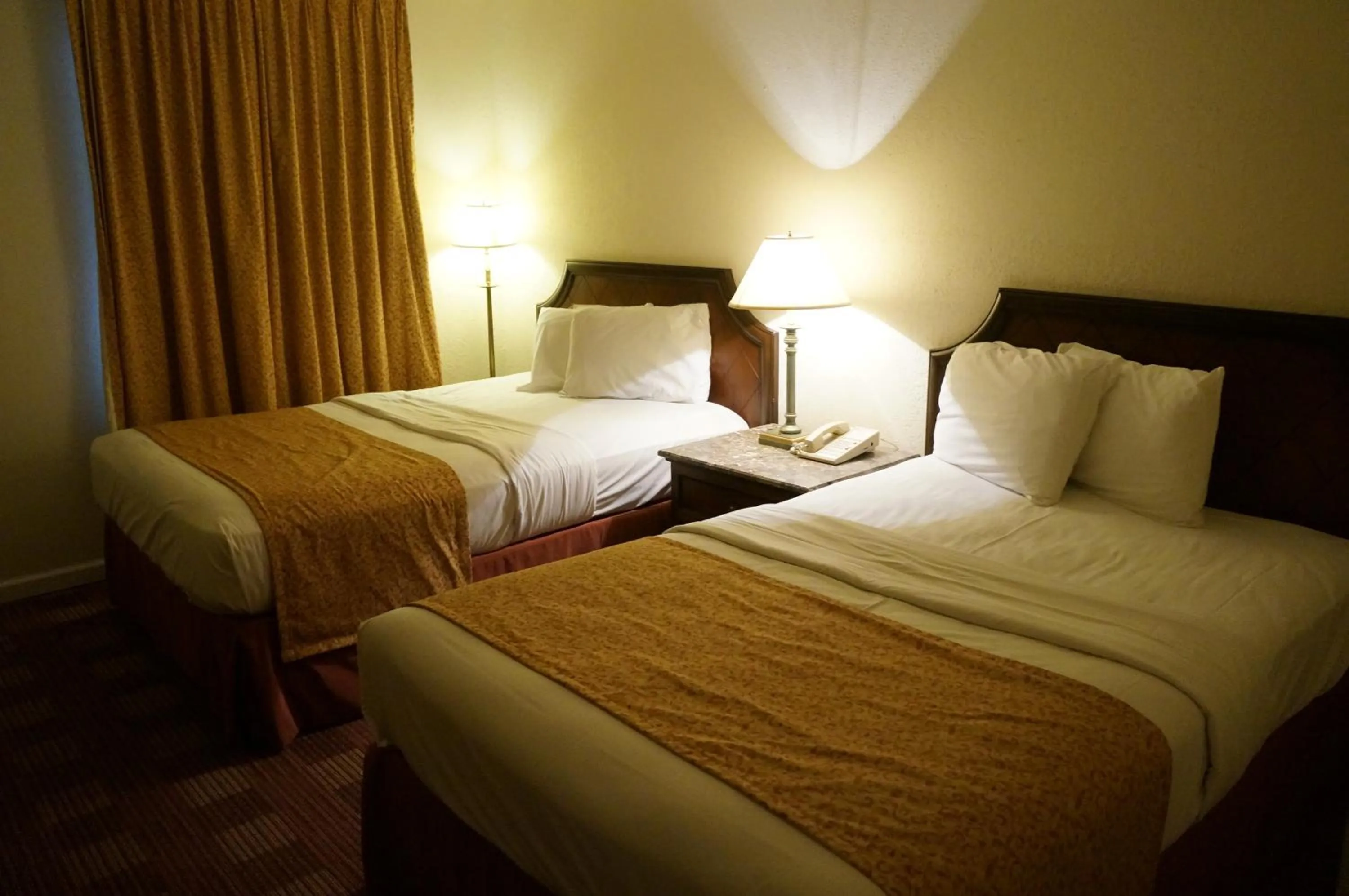 Bed in Waterford Inn