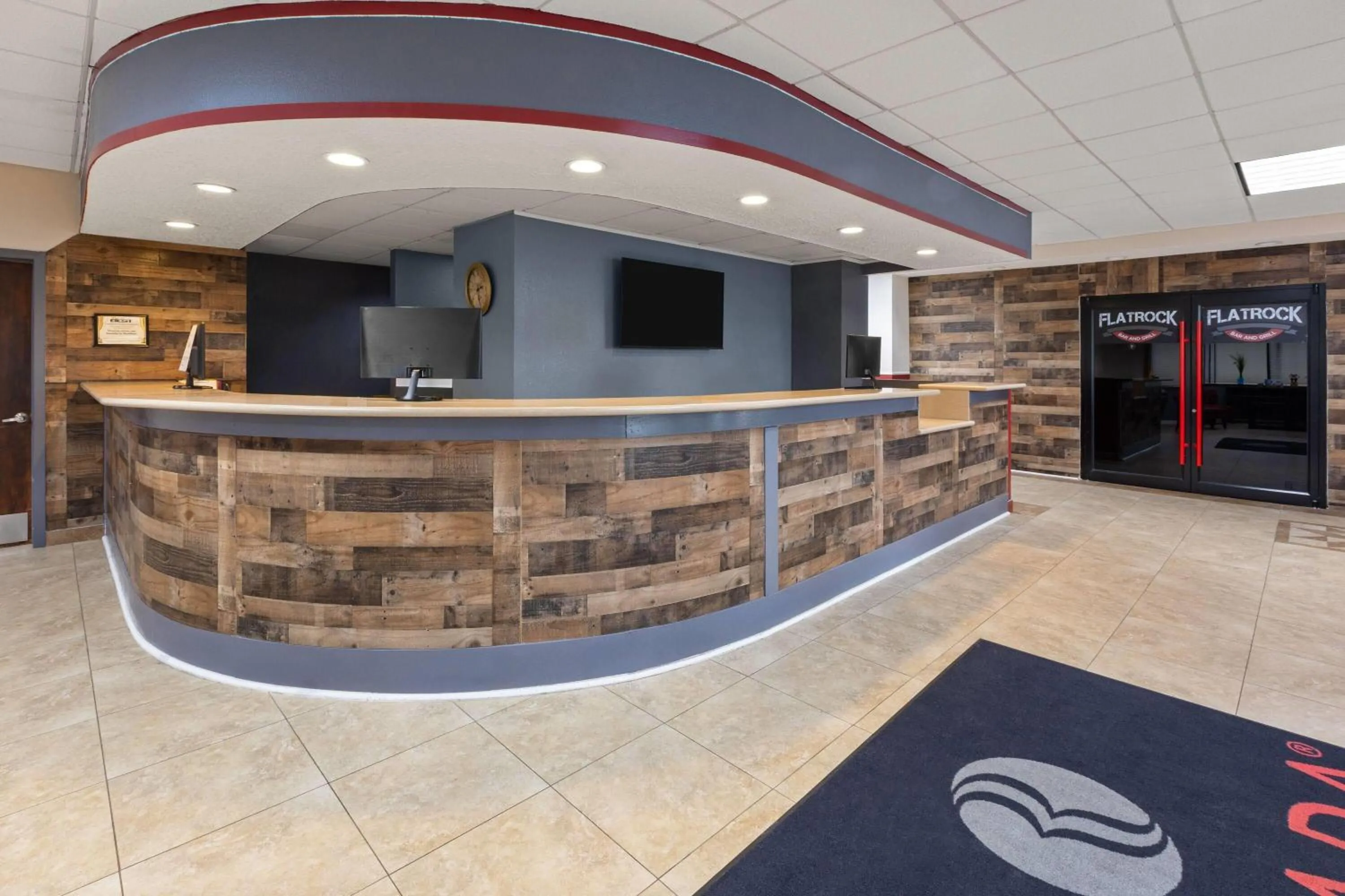 Lobby or reception in Ramada by Wyndham Grayling Hotel & Conference Center