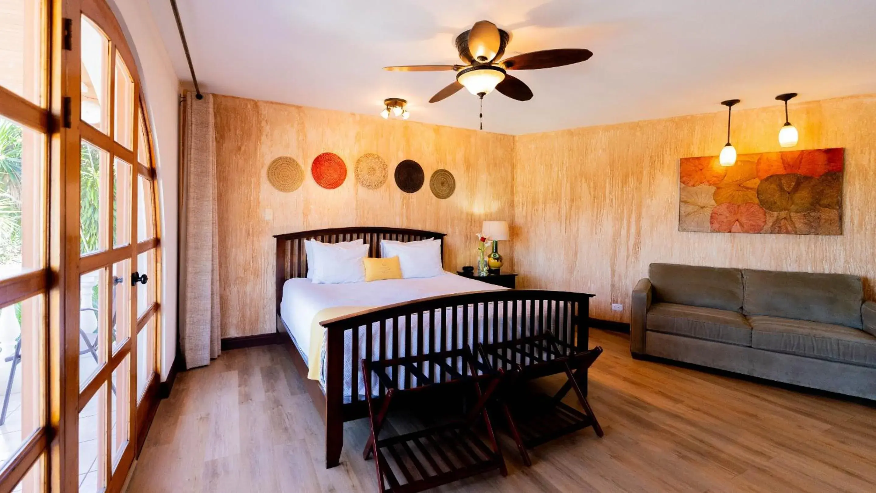 Superior King Room with Balcony in Buena Vista Chic Hotel Superior King Room with Balcony in Buena Vista Chic Hotel