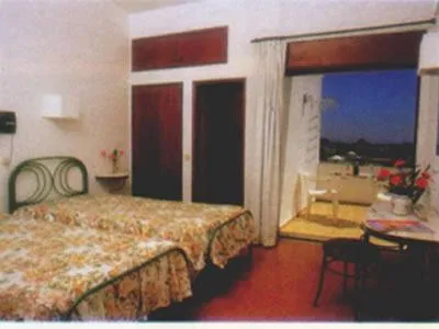 Photo of the whole room, Bed in Torre Velha AL
