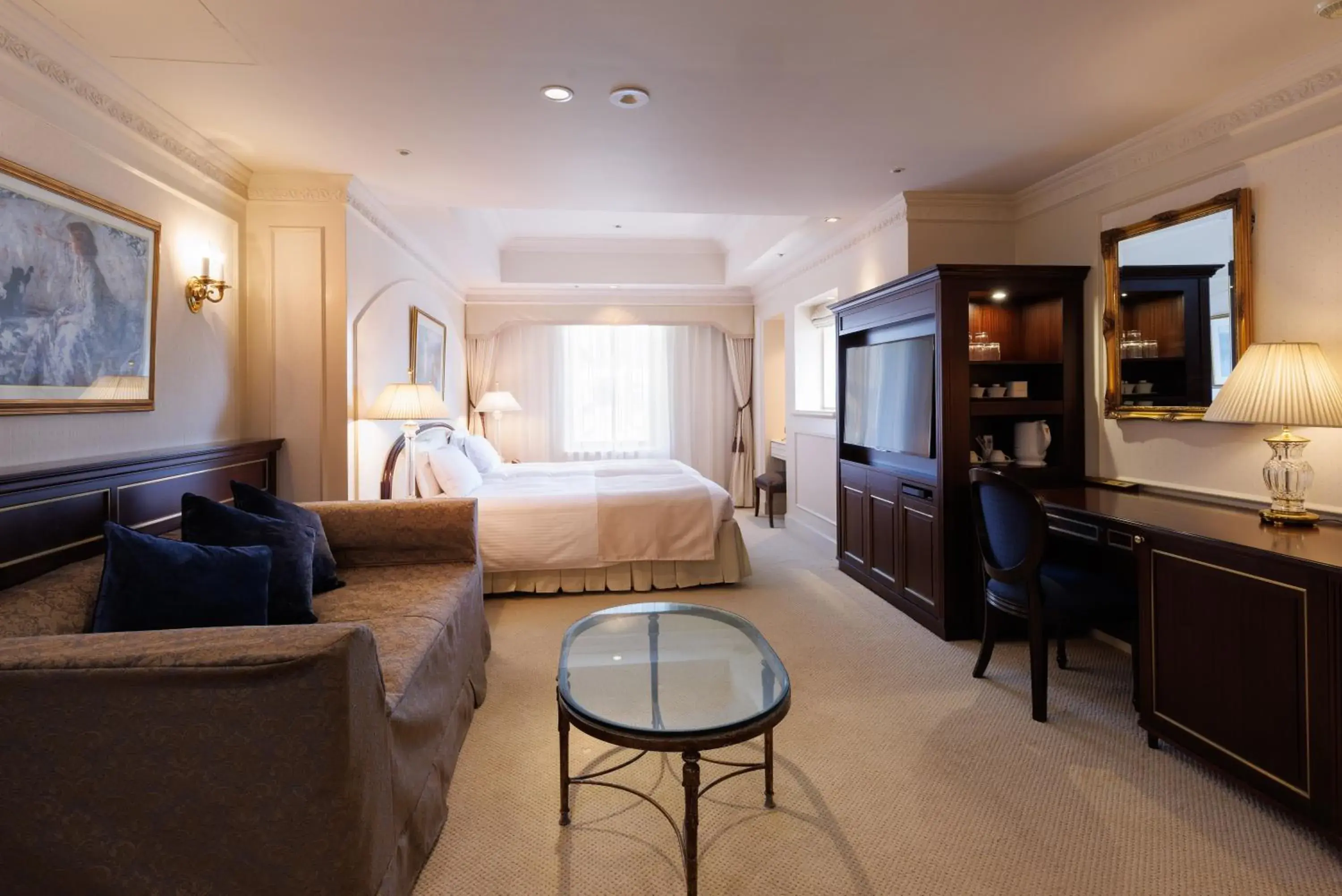 Deluxe Corner Twin Room with Extra Bed - Non-Smoking (3 Adults) - Club Lounge Access in Dai-ichi Hotel Tokyo Deluxe Corner Twin Room with Extra Bed - Non-Smoking (3 Adults) - Club Lounge Access in Dai-ichi Hotel Tokyo