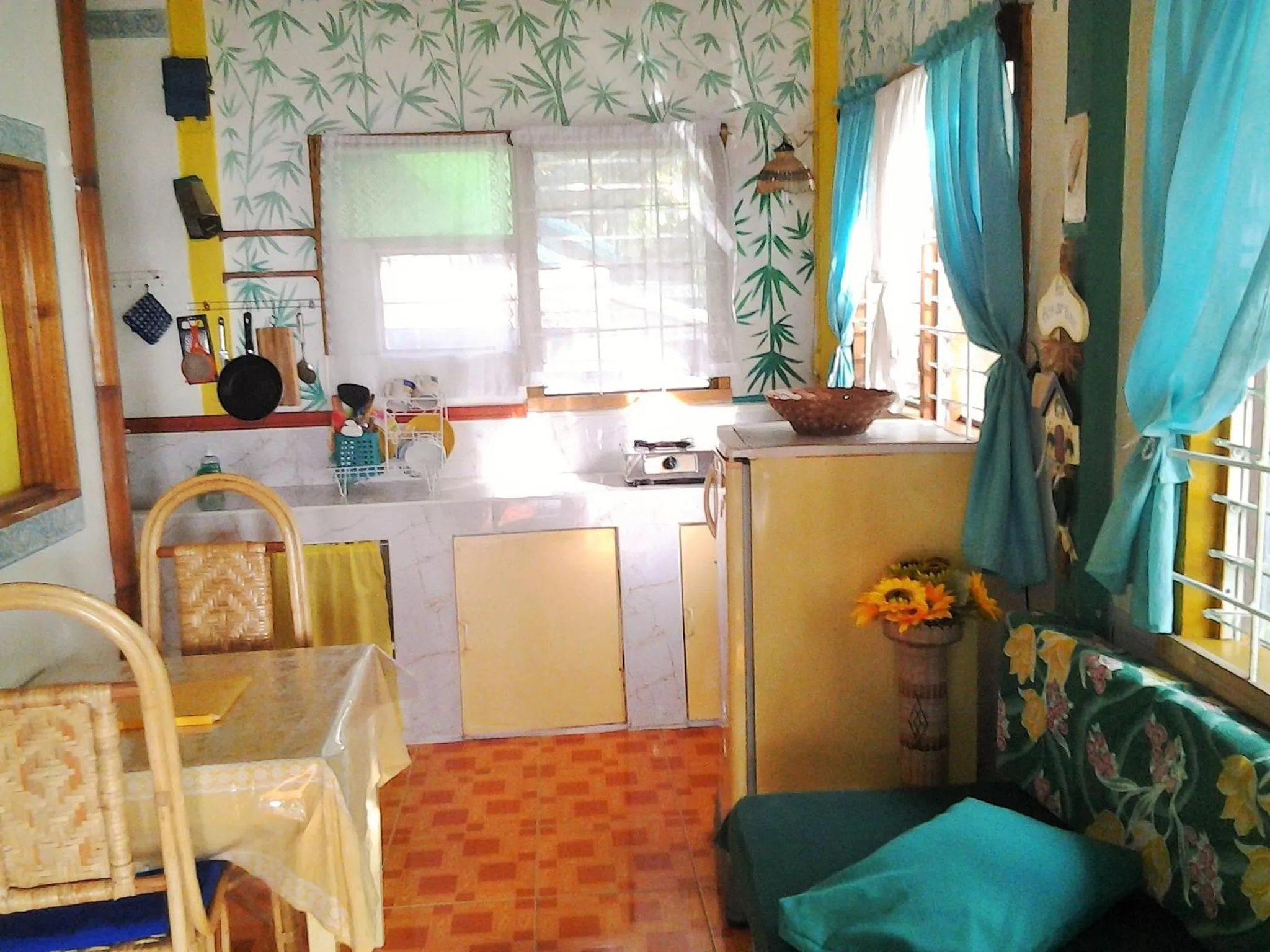 Kitchen or kitchenette in Casa de la Playa Beach Resort